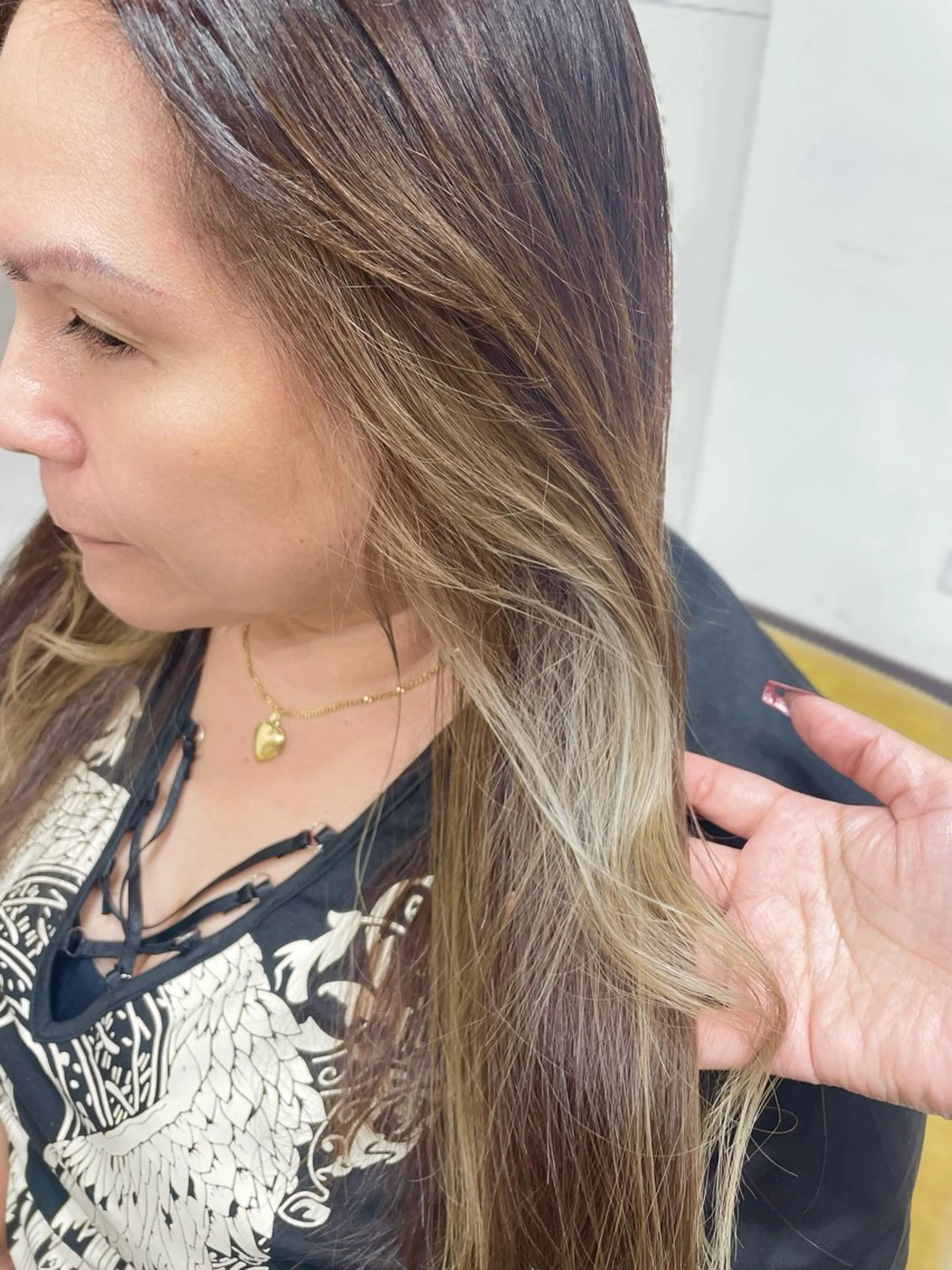 ロング カラー 大内 カオリのヘアスタイル