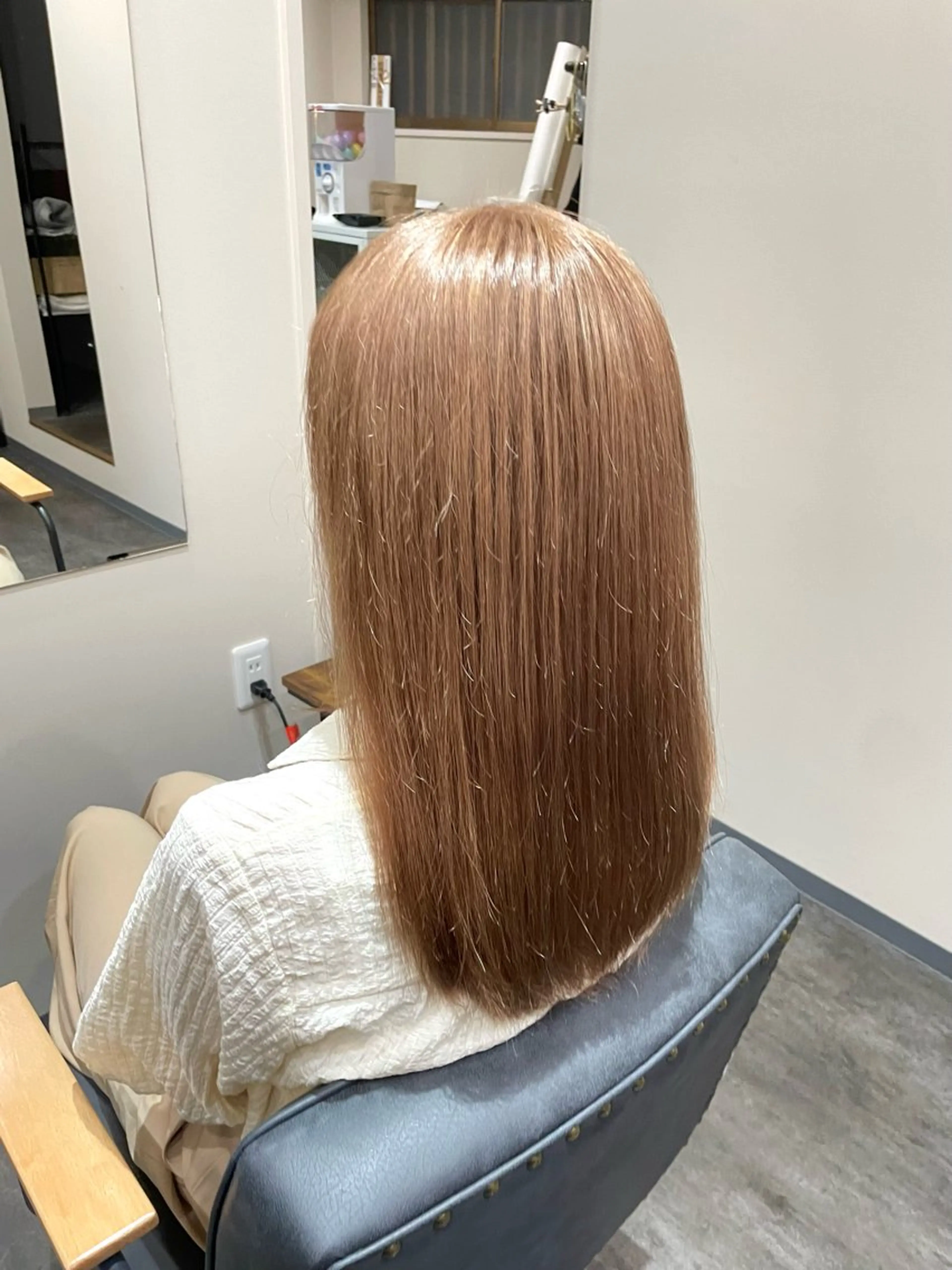 セミロング カラー ベージュカラー ブリーチ ハイトーンカラー イエローカラー 𓍯 Riho𓍯のヘアスタイル
