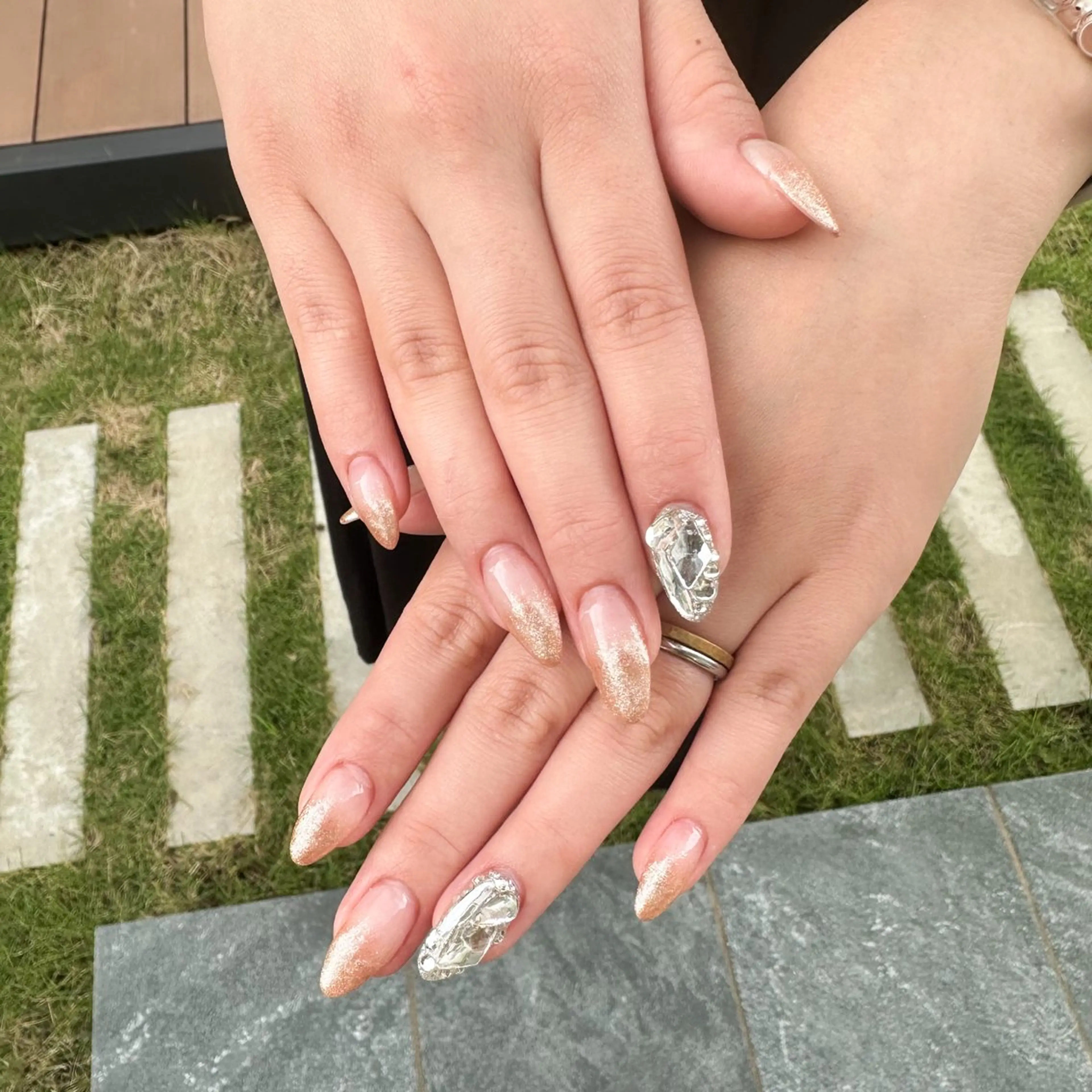 ネイル Bonnal所属・Manamǐ 個性派のネイルデザイン