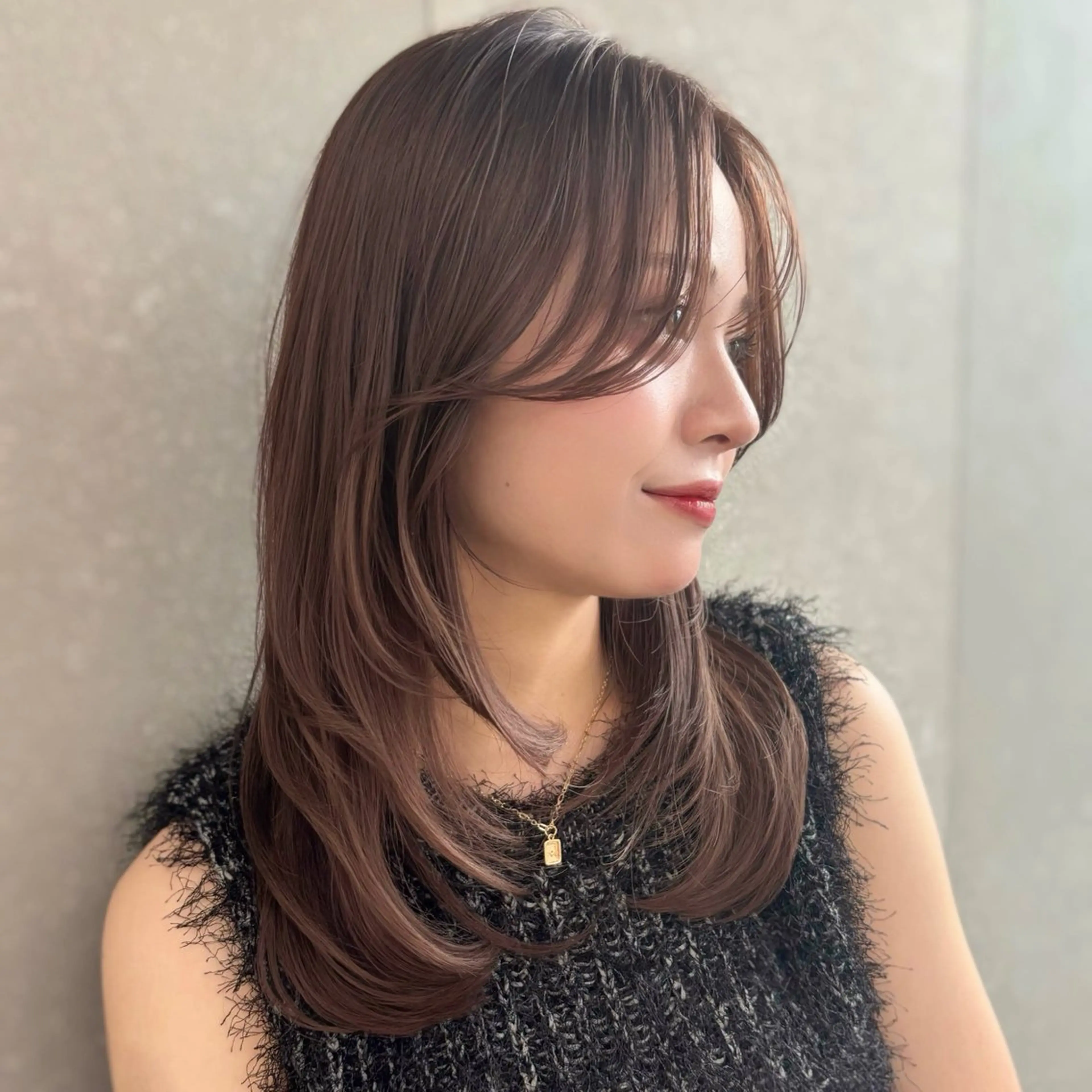 セミロング カラー ブラウンカラー 透明感カラー 顔周りカット レイヤーカット 小顔カット カット ヘアカラー トリートメント 韓国レイヤー🇰🇷 /縮毛矯正💎/月音のヘアスタイル