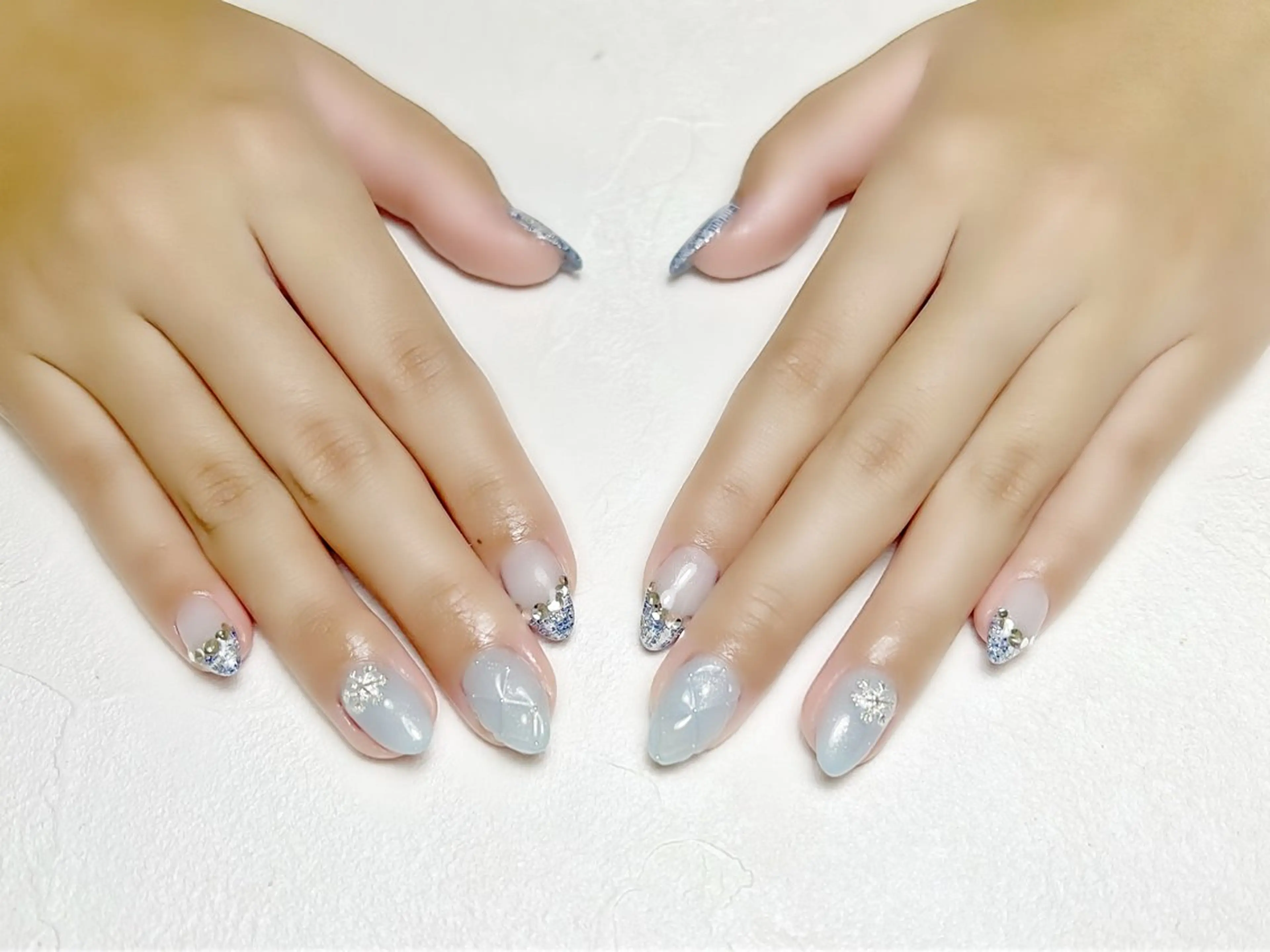 ネイル ブルー フレンチネイル ラメ(グリッター) ツイードネイル ワンホンネイル rouse nail RISATOのネイルデザイン