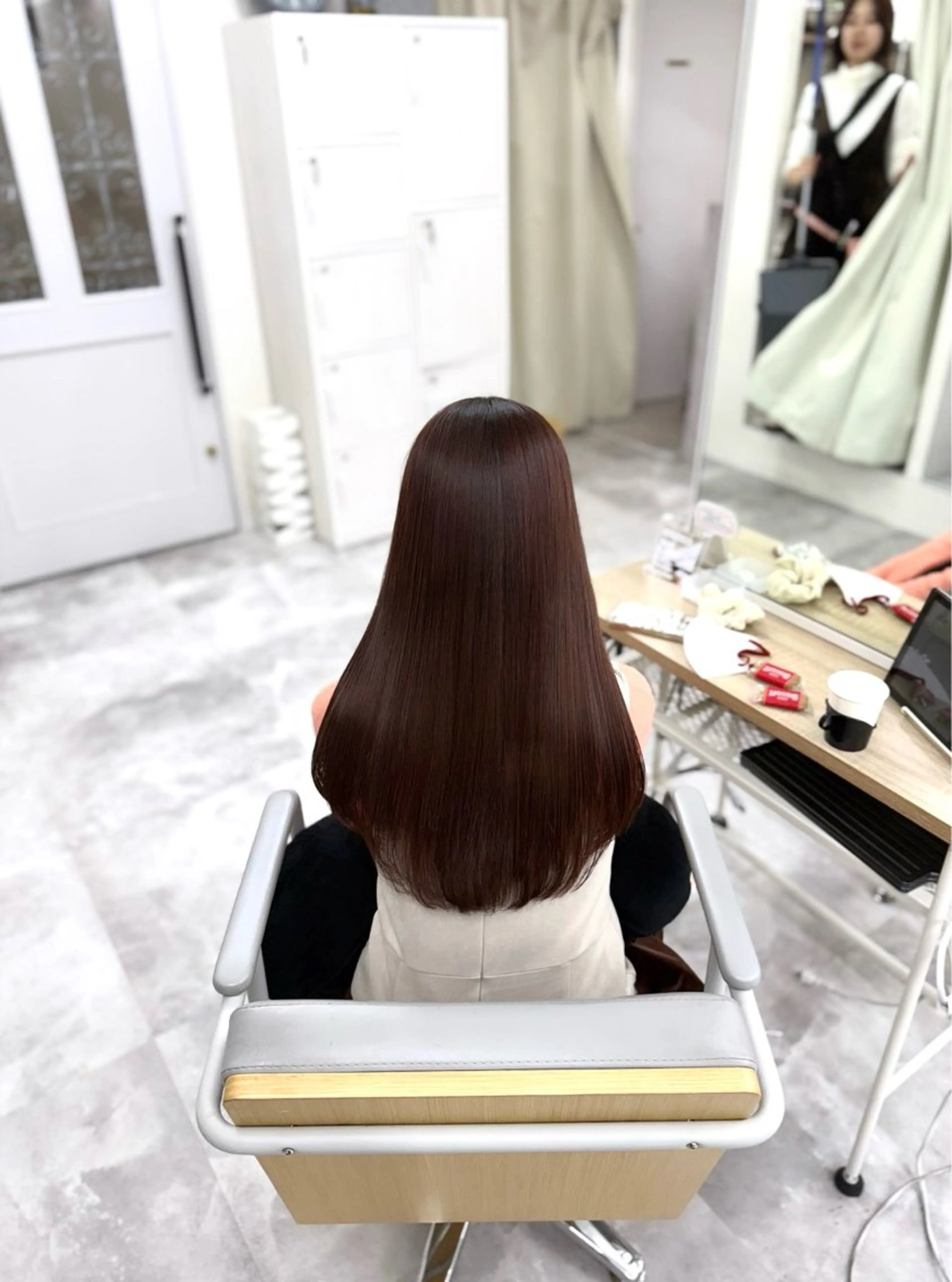 ロング ピンクラベンダー 水尻 佑奈のヘアスタイル