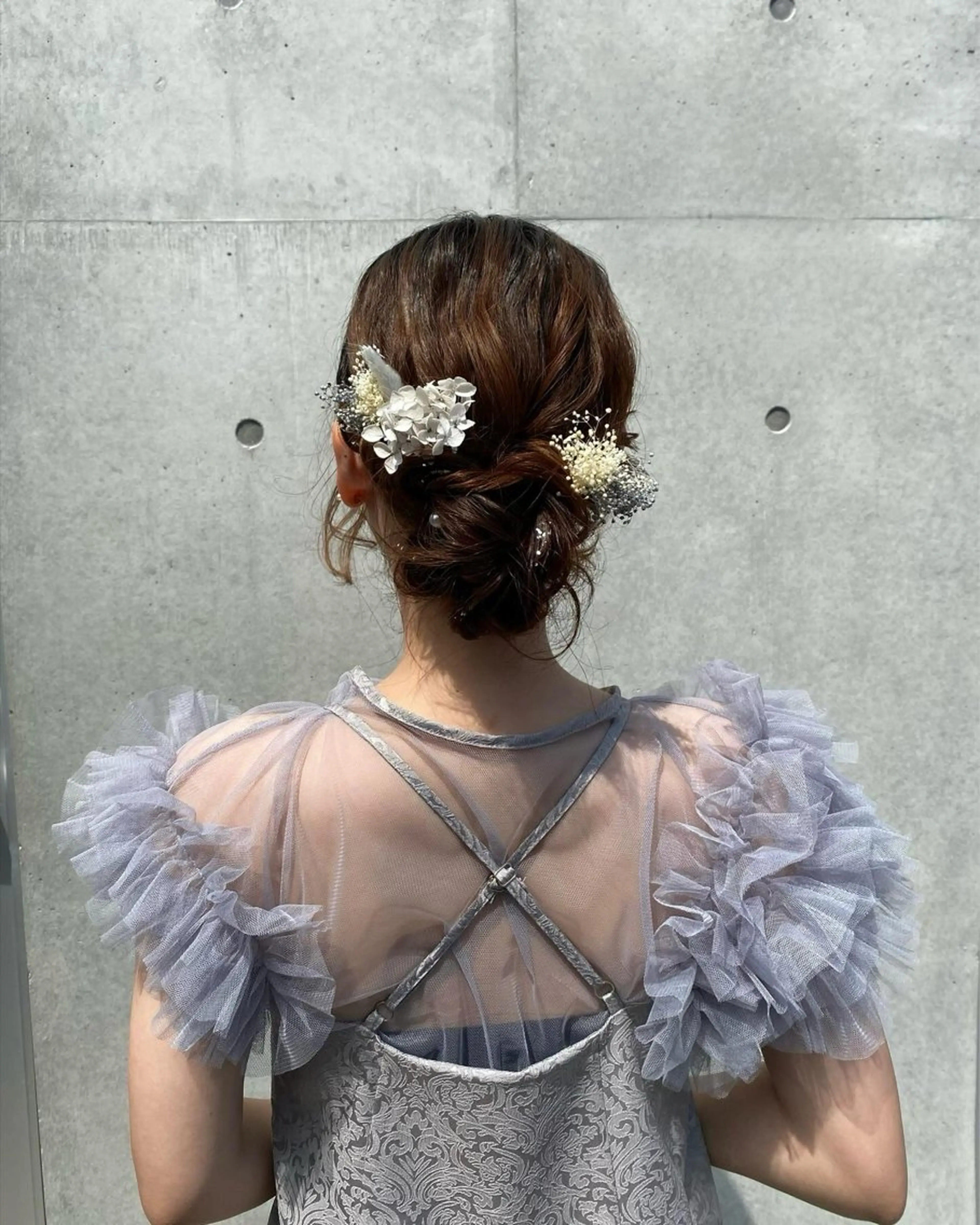 ミディアム カラー ヘアアレンジ お団子ヘア ヘアセット mina 🌷のヘアスタイル