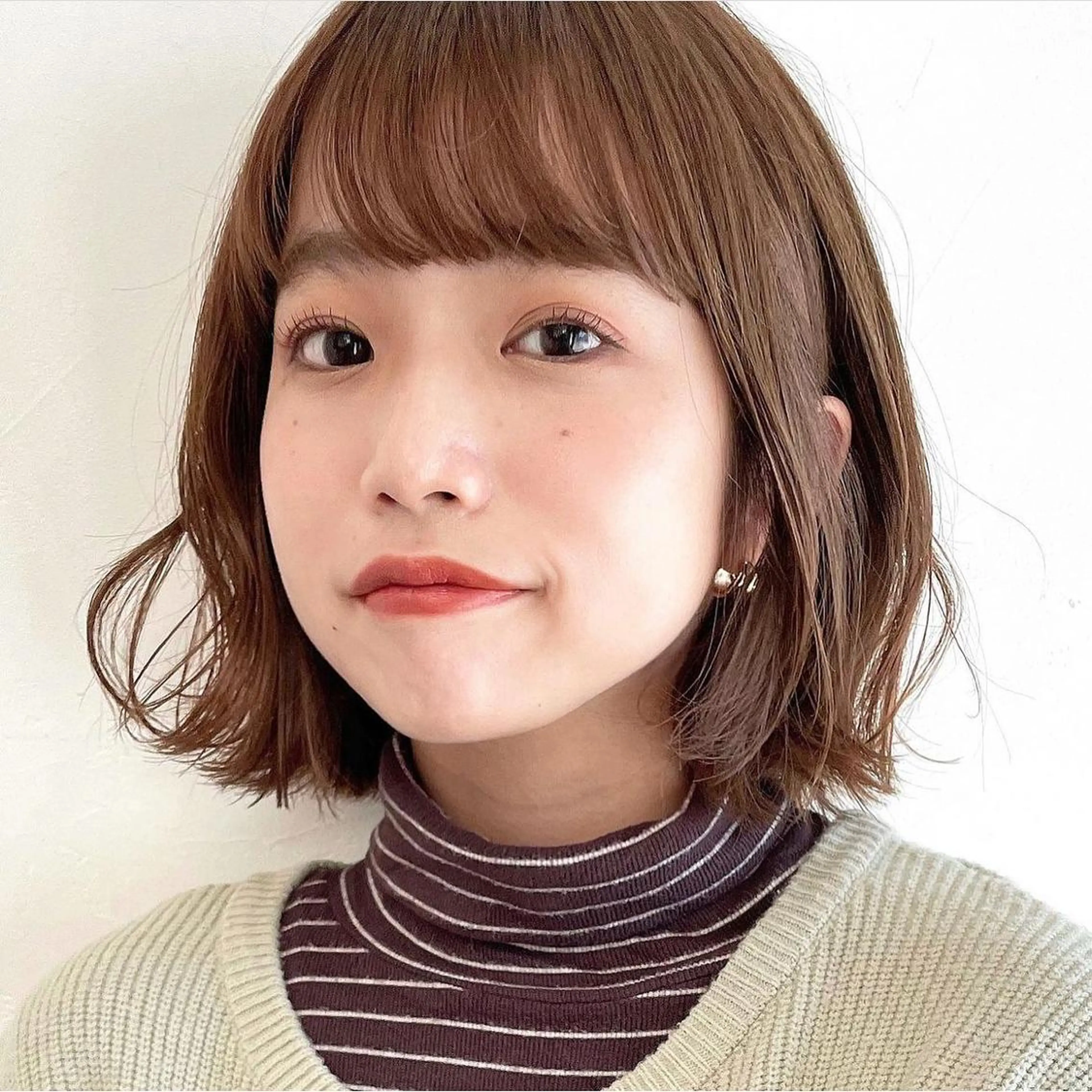 ショート カラー OAK 学芸大学所属・秋葉萌　透明感カラー /レイヤー/ボブ♡のヘアスタイル