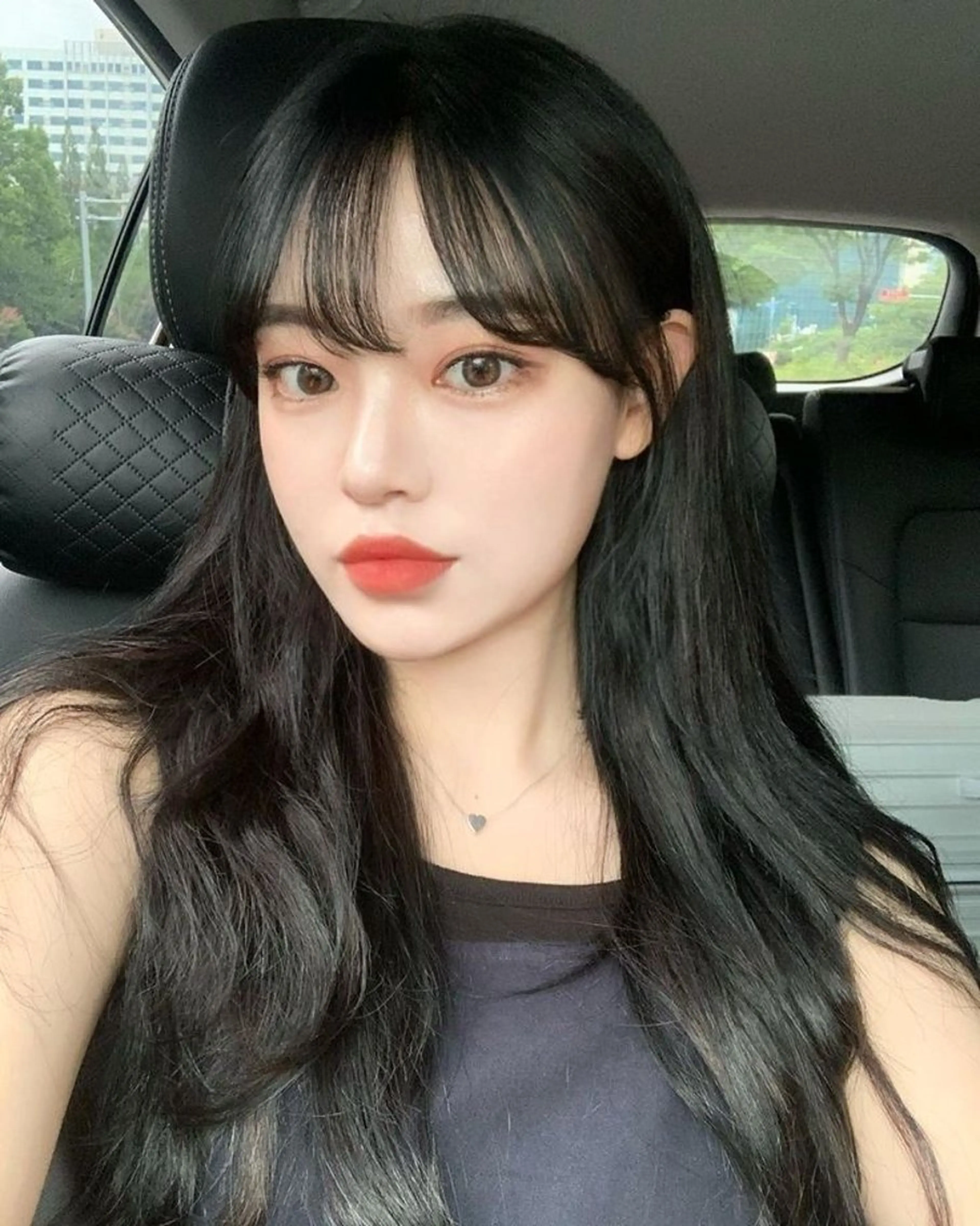 セミロング カラー カット ヘアカラー ♡くすみトレンド ♡Rikutoのヘアスタイル