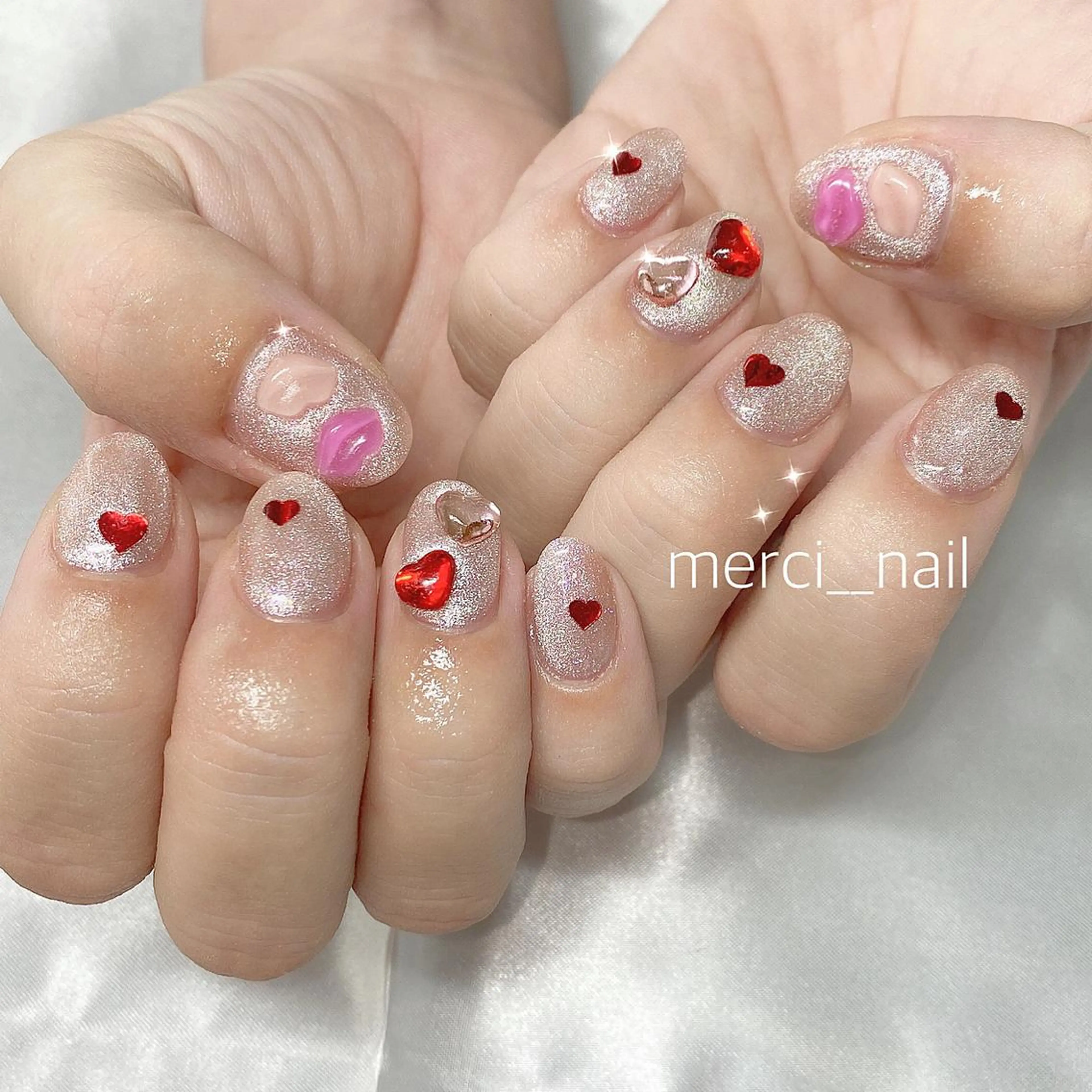 ネイル クリアネイル フラッシュネイル フレンチネイル 韓国ネイル マグネットネイル ハンドネイル merci nail所属・merci nailのネイルデザイン