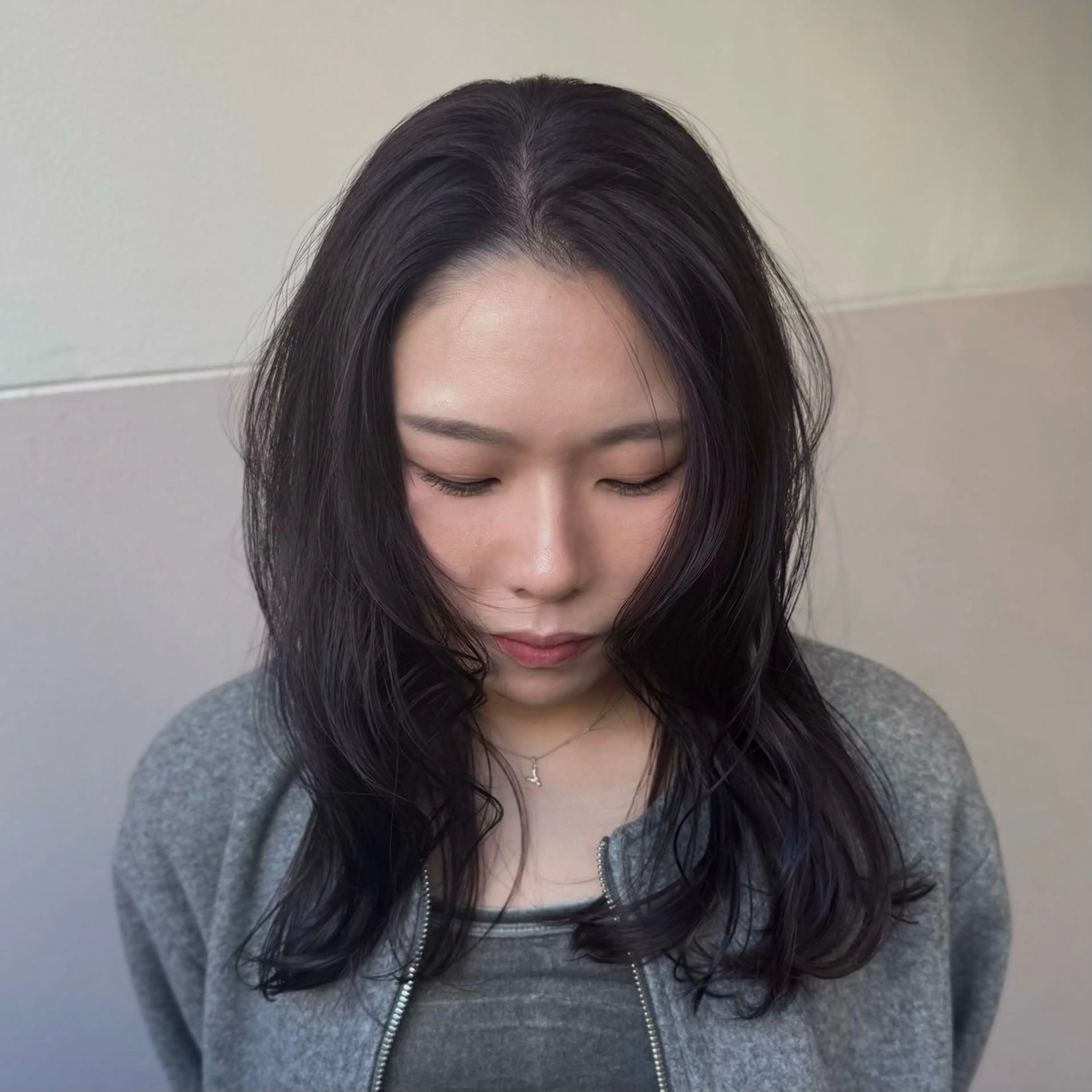 ミディアム カット ヘアカラー トリートメント INORI|レイヤー |ハッシュカットのヘアスタイル