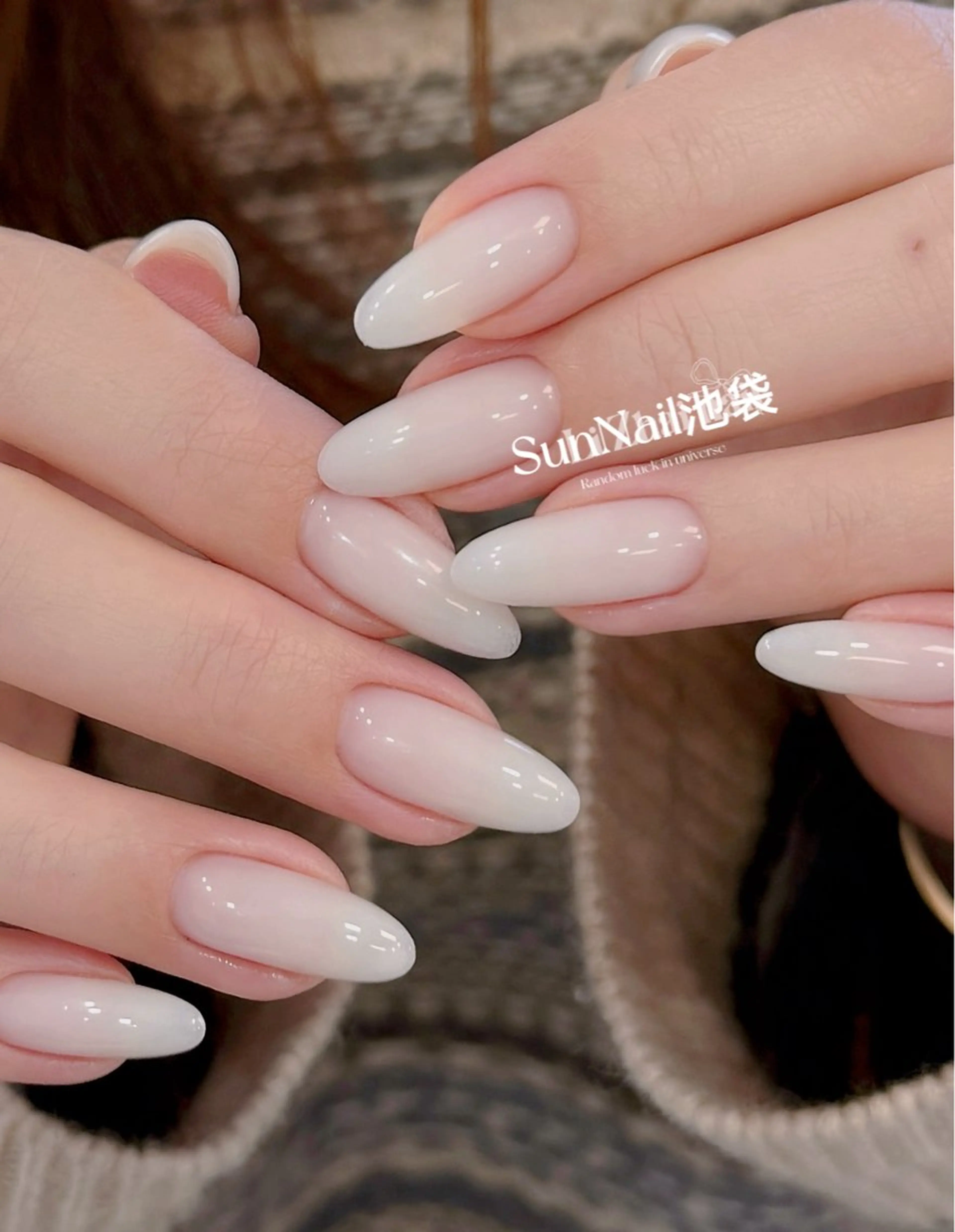 ネイル チークネイル 長さ出し フラワーネイル フレンチネイル ガーリー ハンドネイル Sun Nail 池袋のネイルデザイン