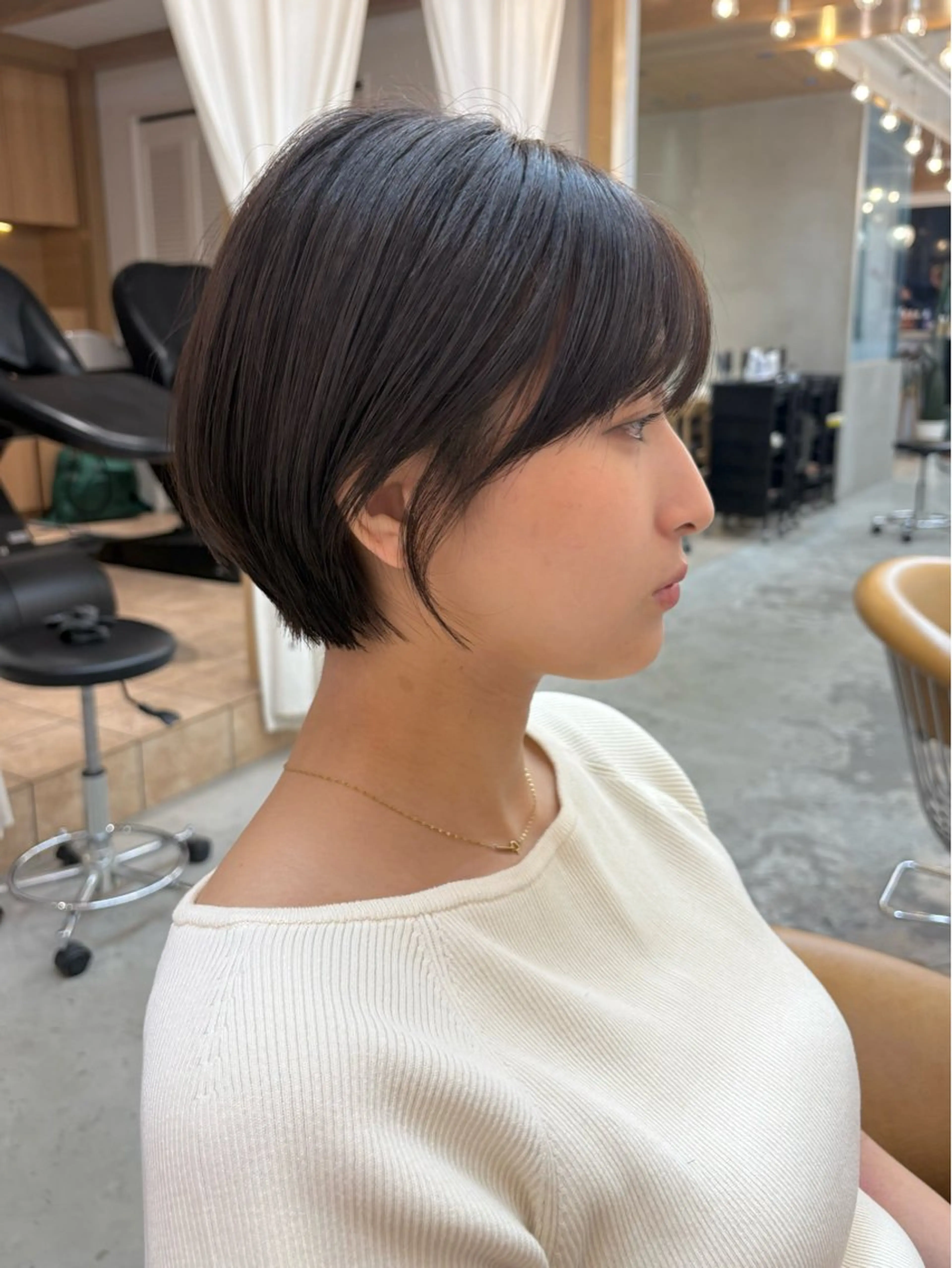 ショート カット トリートメント オリーブベージュ/シ ョートボブたまき🧡のヘアスタイル