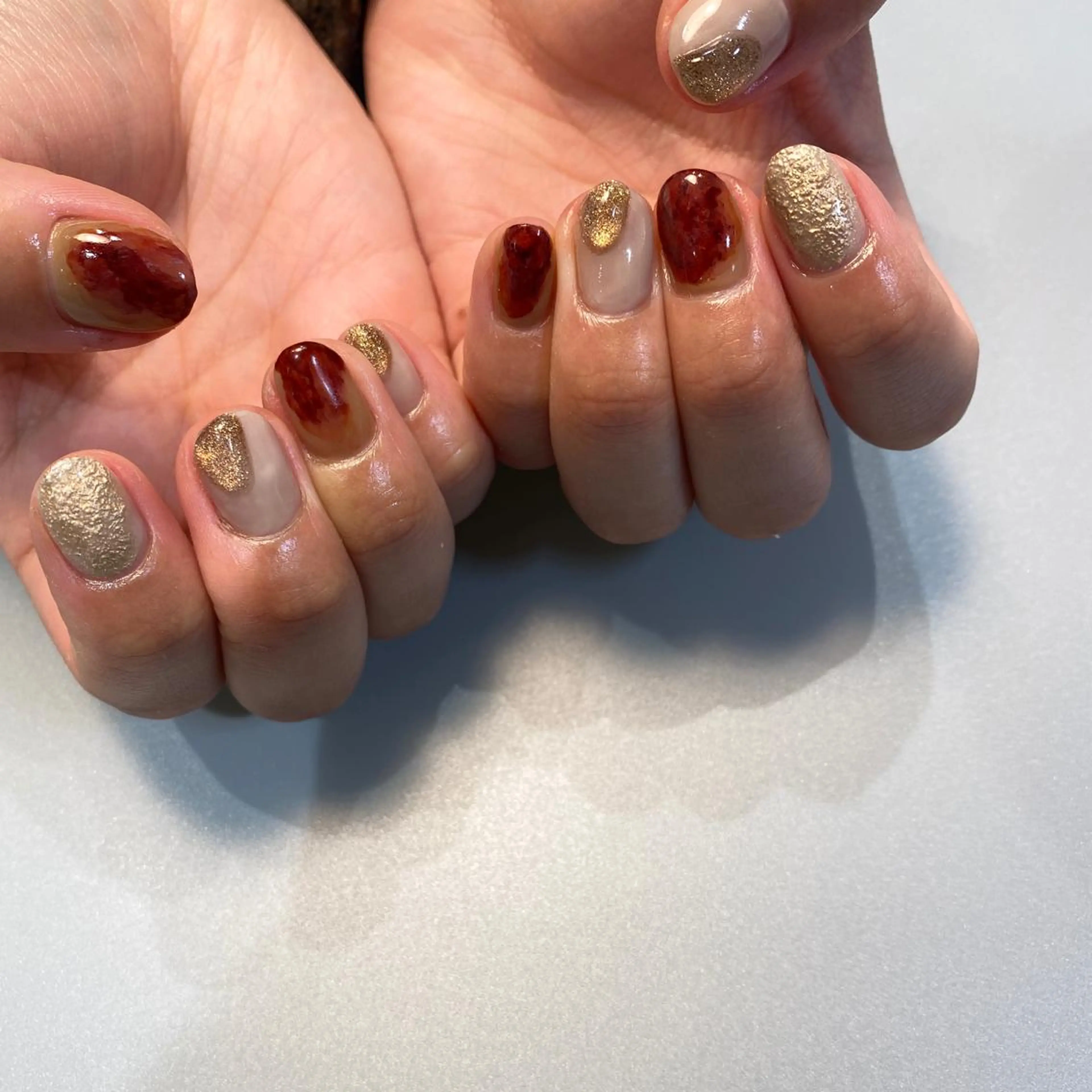 ネイル ハンドネイル NINEnami ニュアンスネイルのネイルデザイン