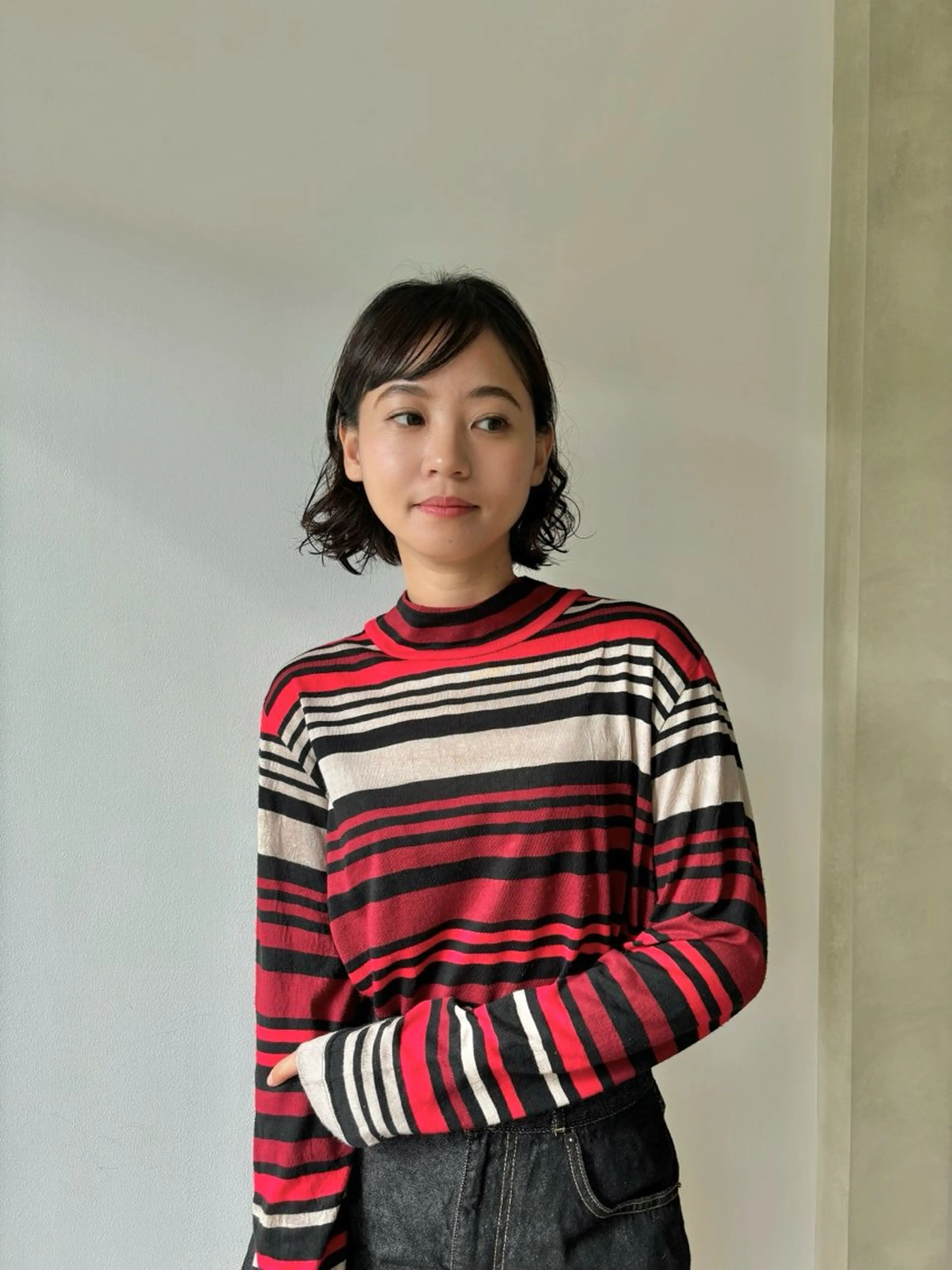 ミディアム 白土 さくらのヘアスタイル