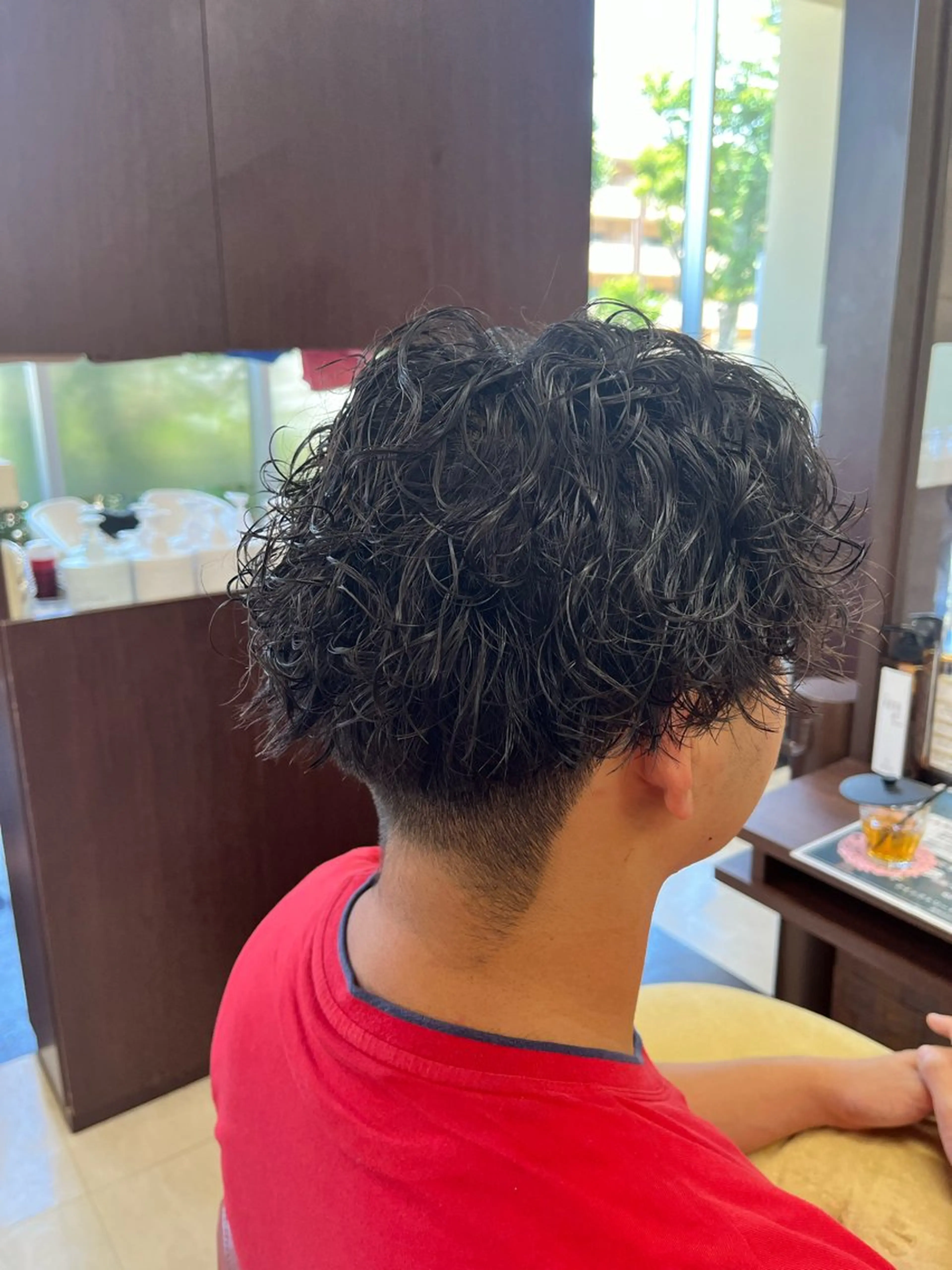 ショート パーマ メンズ センターパート メンズパーマ 刈り上げ スパイラルパーマ AROH  men's cut&men's perm 船橋店所属・🧊メンズ特化🧊 高木航希のヘアスタイル