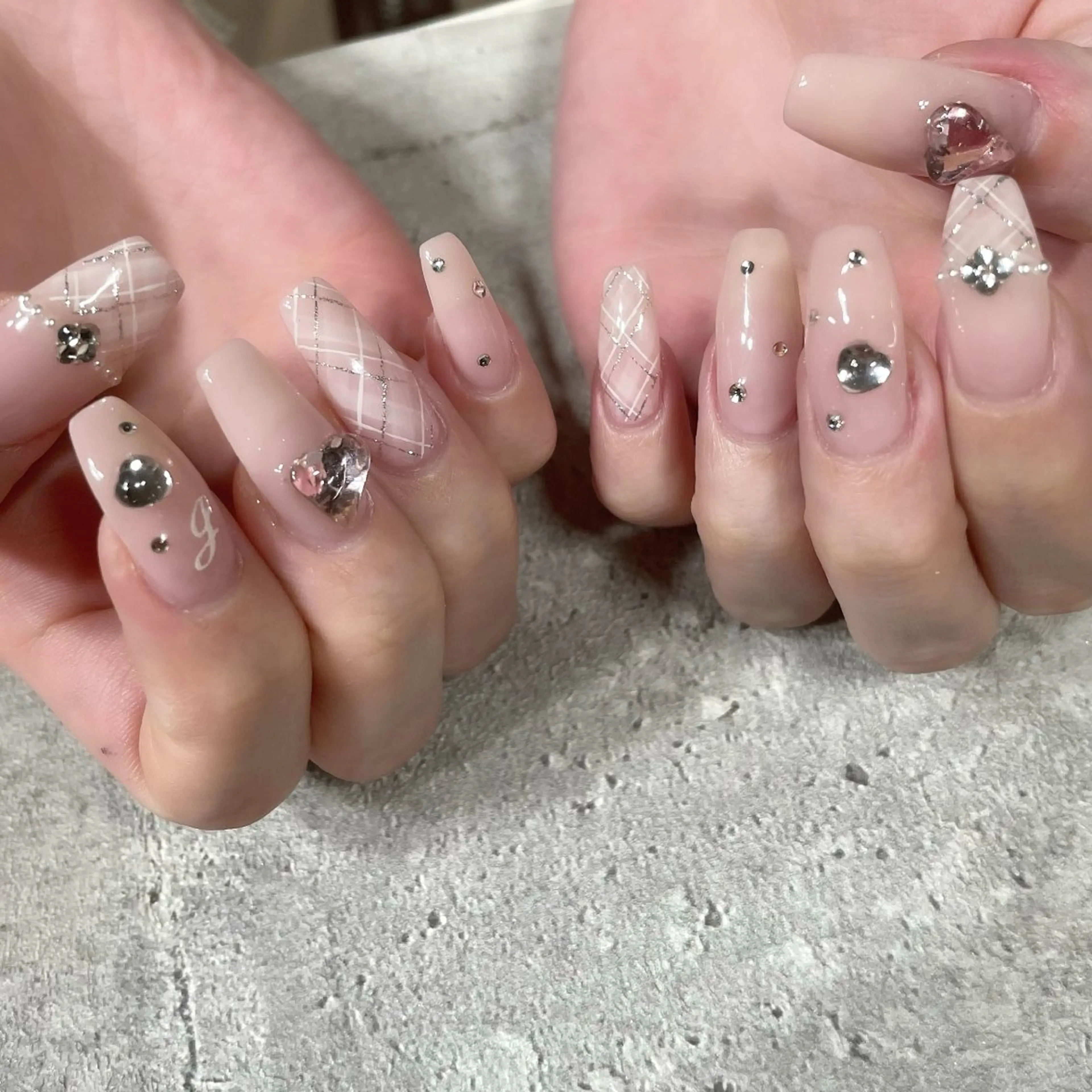 ネイル ジェルネイル ハート 東 千夏のネイルデザイン