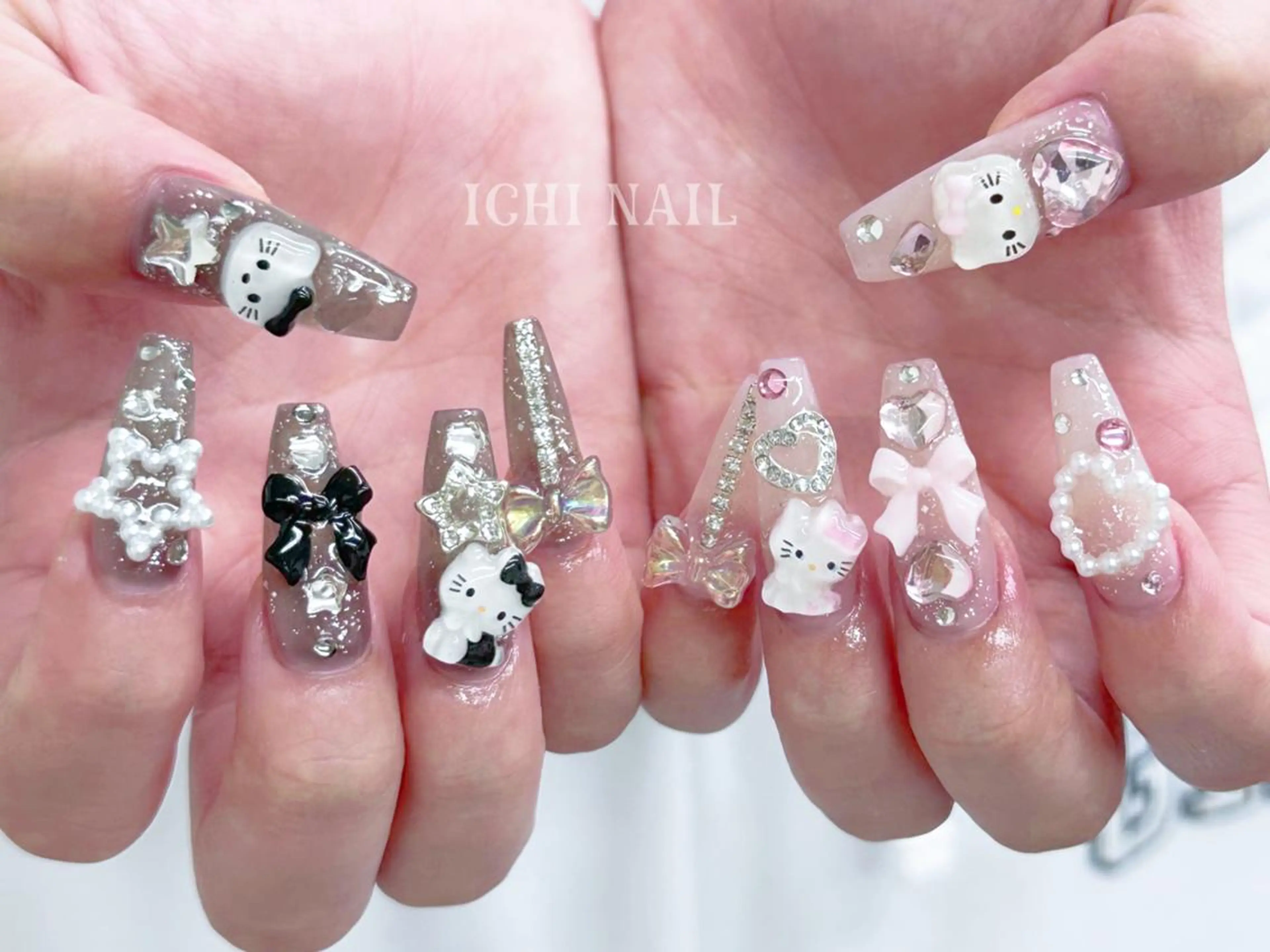 ネイル ハンドネイル 🧚🏻‍♀️ NOHA🎀のネイルデザイン