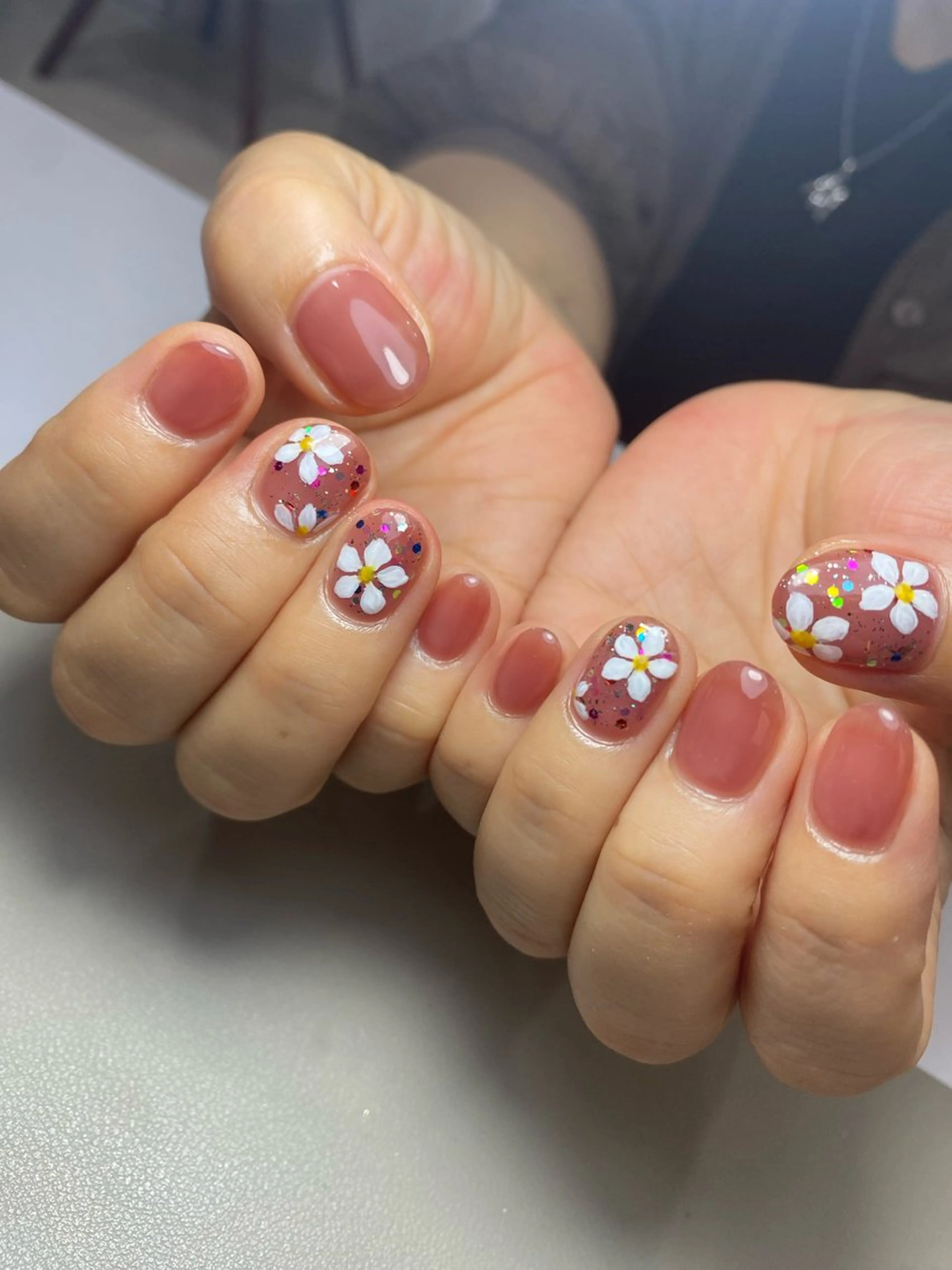 ネイル フラッシュネイル フレンチネイル ジェルネイル グラデーション ラメ(グリッター) ハンドネイル ハンドケア REILLY.　private nail salon所属・Marina 《REILLY.》のネイルデザイン