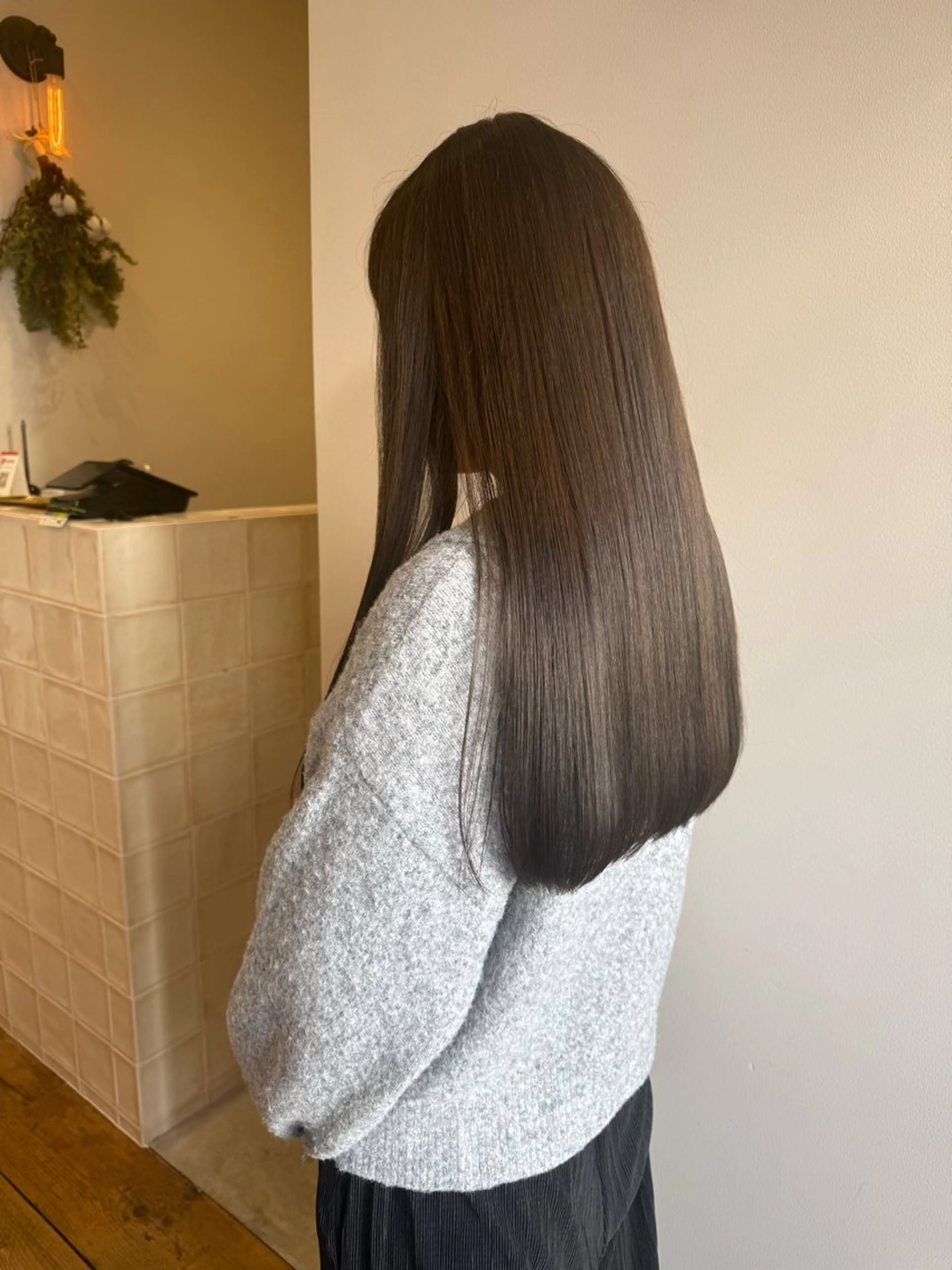 ロング カラー カット ヘアカラー トリートメント 💛🤍U too e’s 鎌倉🧸のヘアスタイル