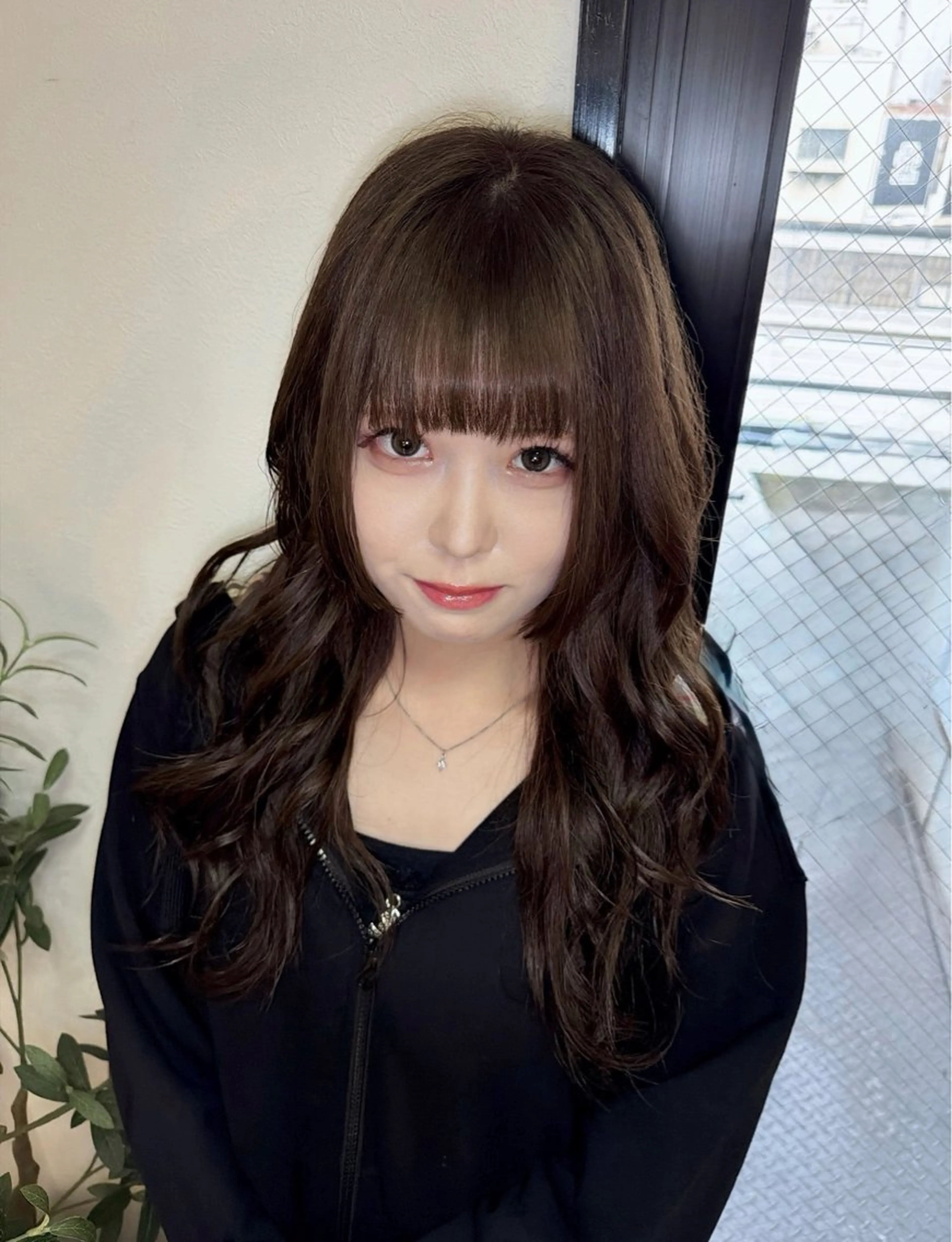 ロング カラー パーマ ヘアアレンジ 切りっぱなしボブ ブリーチ ケアブリーチ デザインカラー ダブルカラー 【.ico】心斎橋/ ウルフ/飛田ゆうきのヘアスタイル