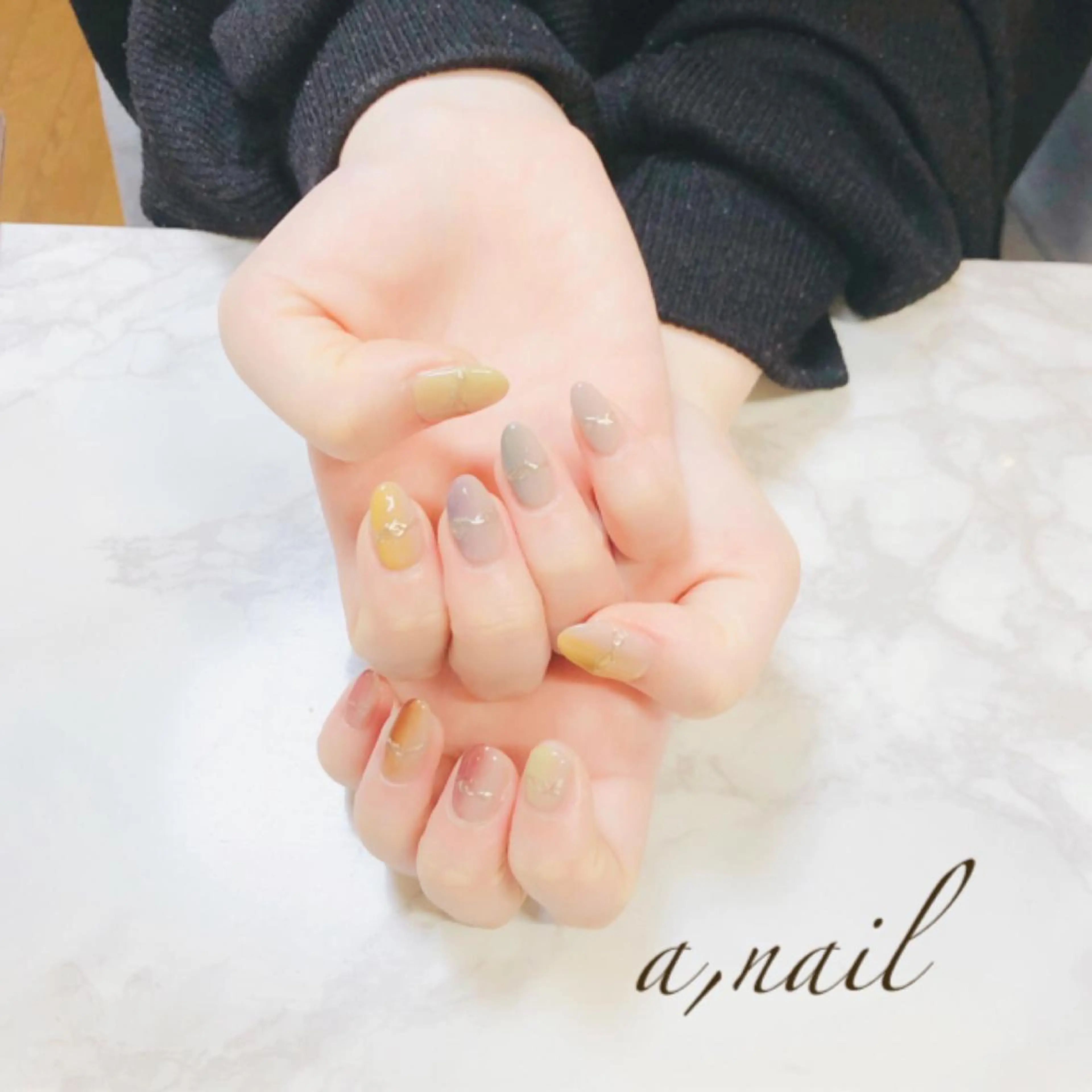 ネイル フットネイル ジェルネイル グラデーション ミラーネイル 持ち込み ハンドネイル ネイルサロン エーネイルのネイルデザイン