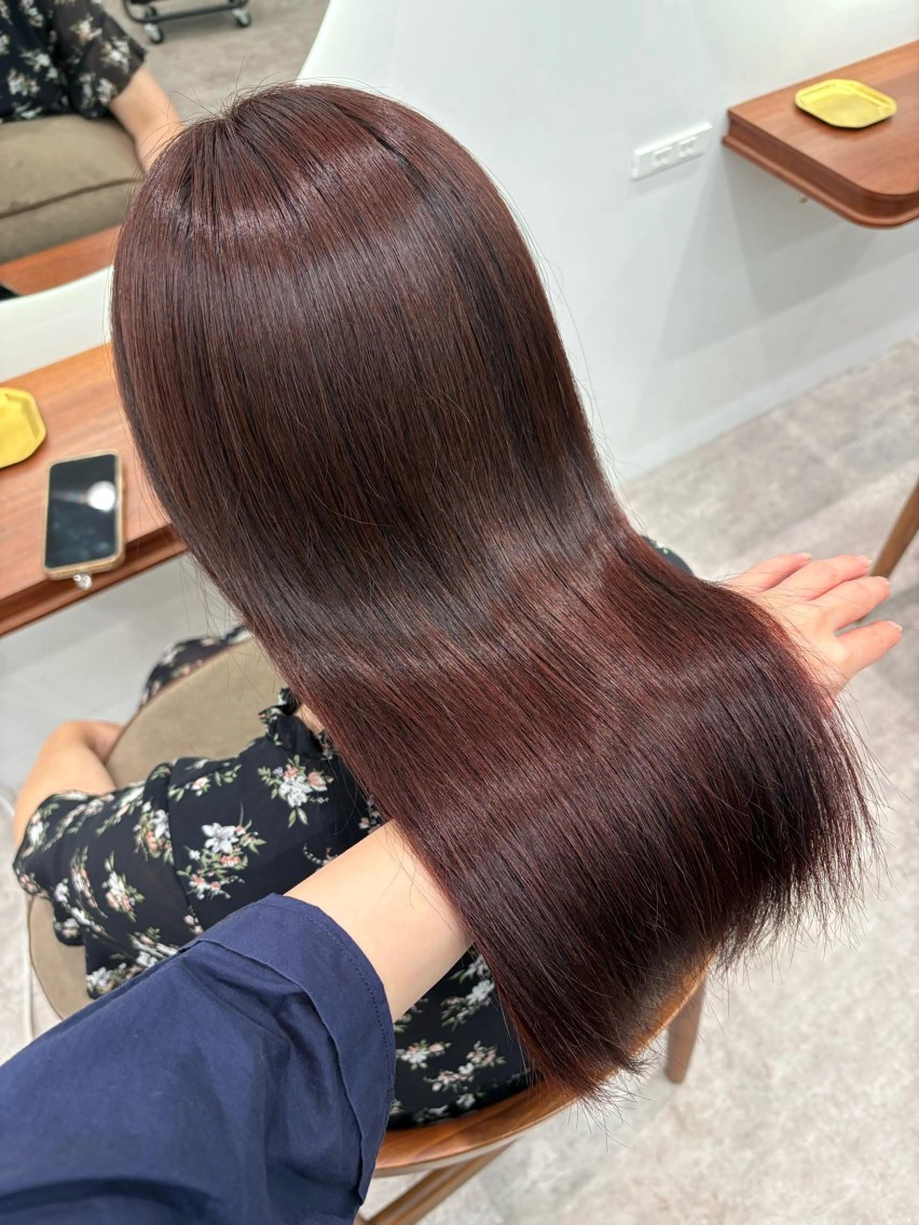 ロング 🎨立川ブリーチ/ moc🍀shuriのヘアスタイル