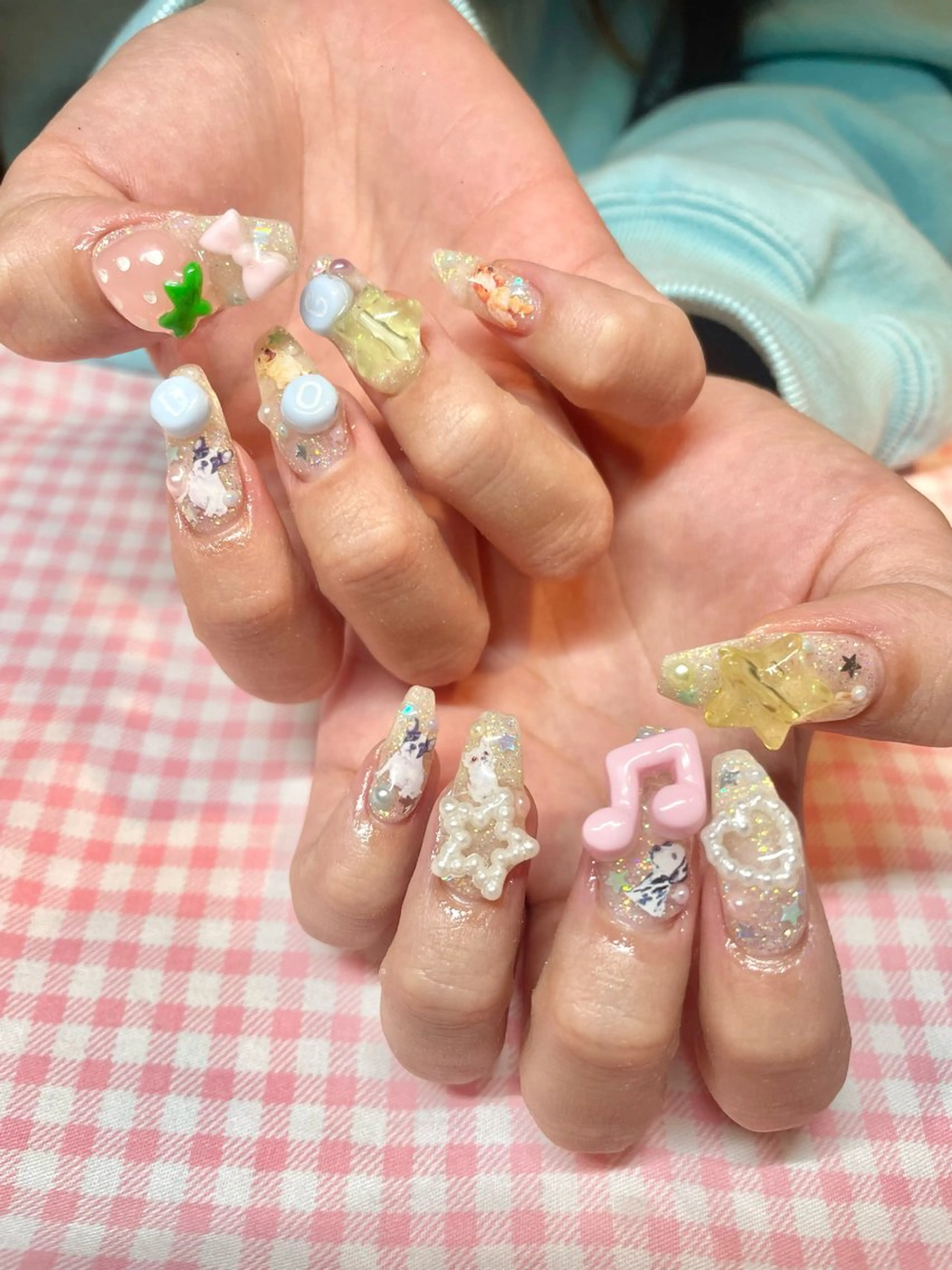ネイル 持ち込み ハンドネイル Nail ヌシん家 AKANEのネイルデザイン
