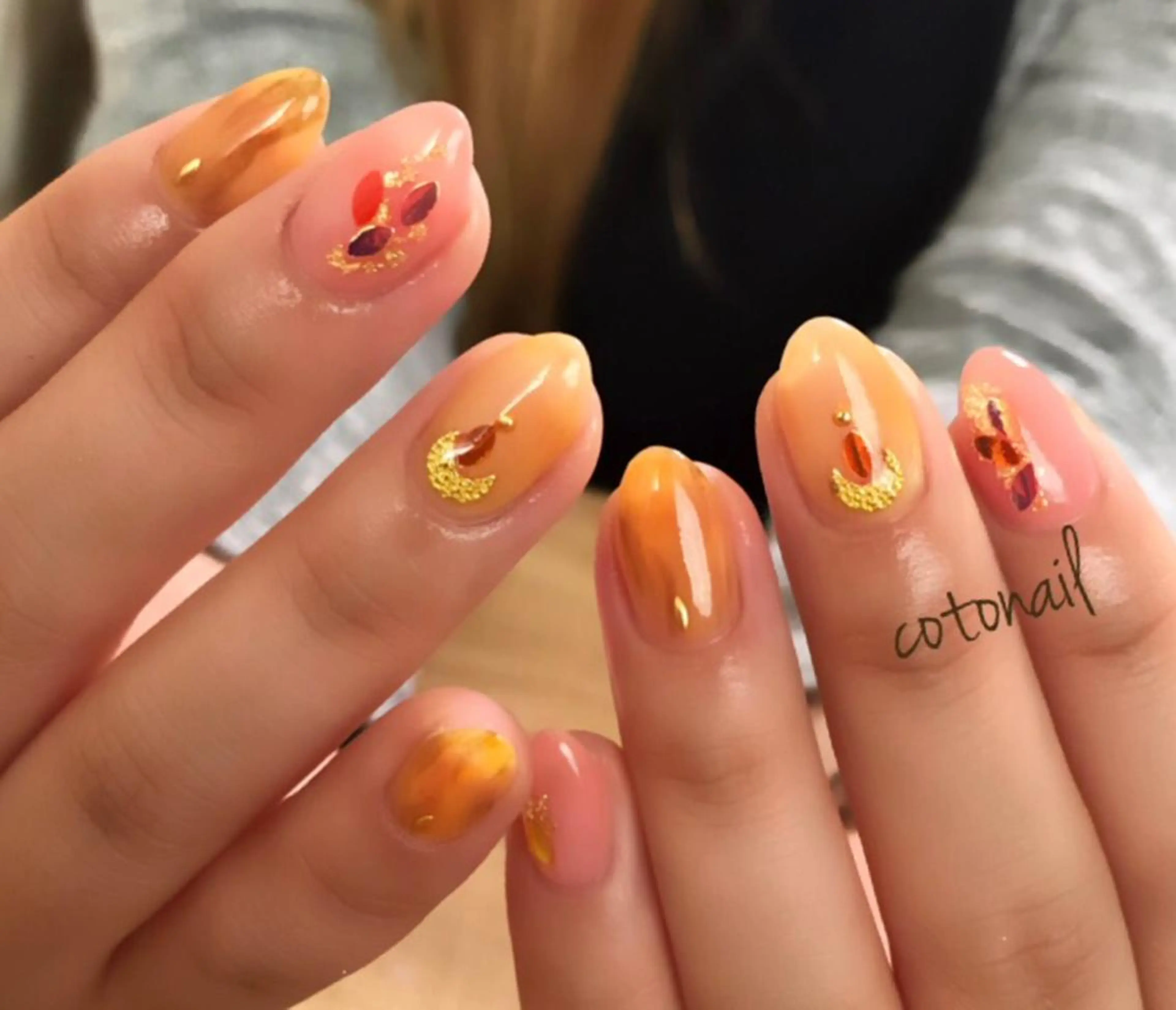 ネイル ハンドネイル ツメトマツゲ .のネイルデザイン