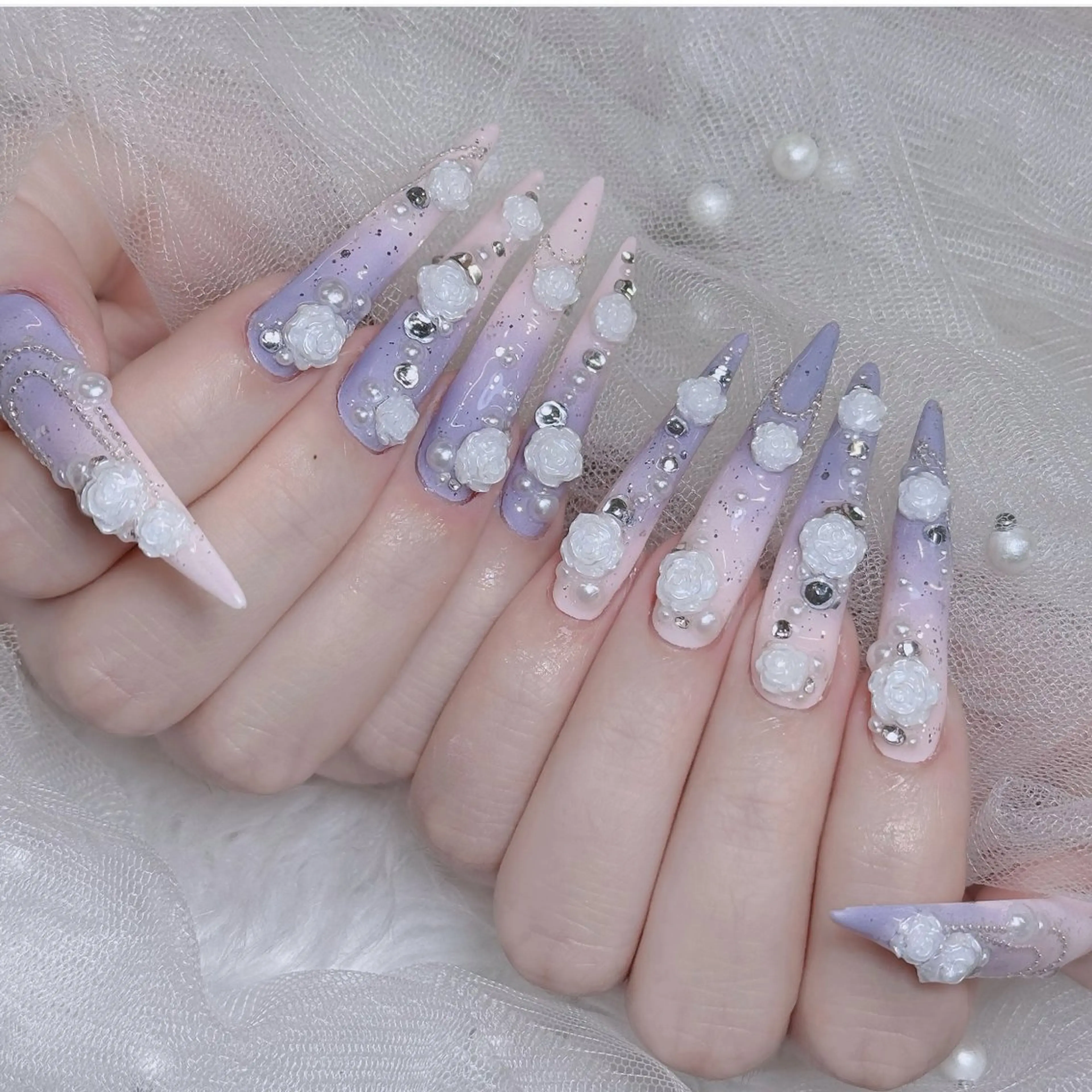 ネイル オーロラネイル チークネイル フットネイル フレンチネイル 韓国ネイル ハンドネイル Lumi Nailのネイルデザイン