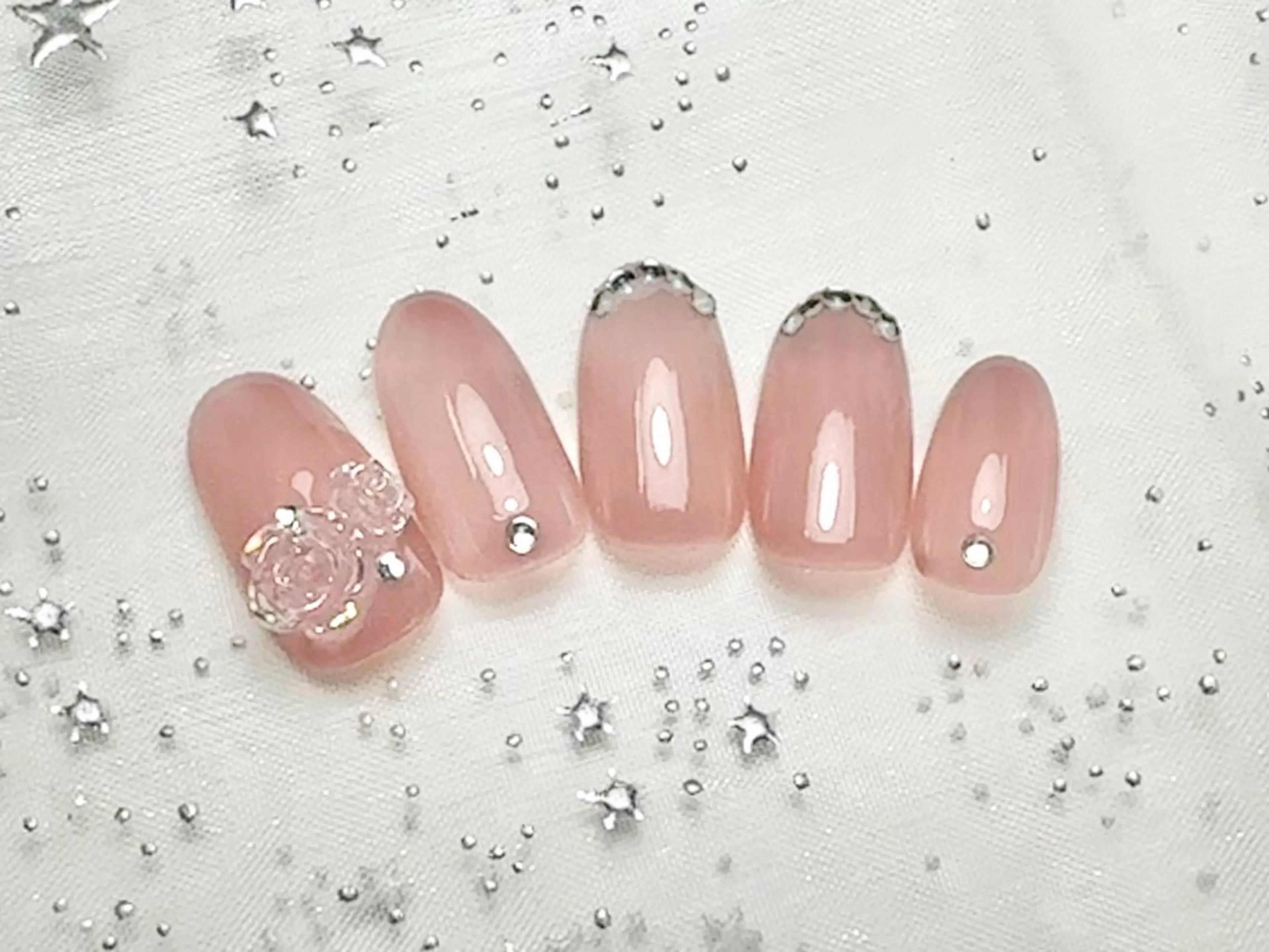 ネイル ネイルPetit Ribbonのネイルデザイン