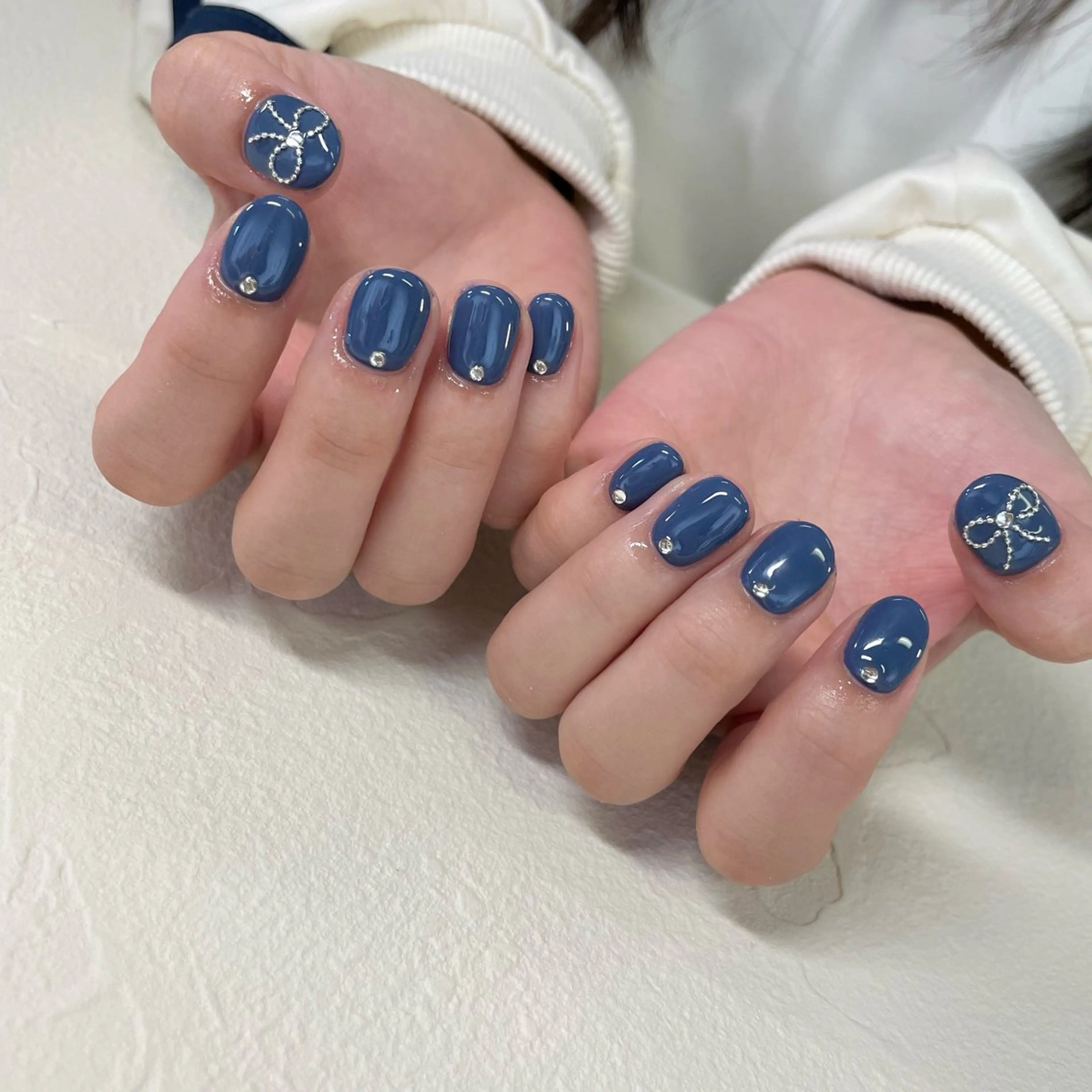 ネイル b'6 by Stir所属・b'6 SAKINAのネイルデザイン