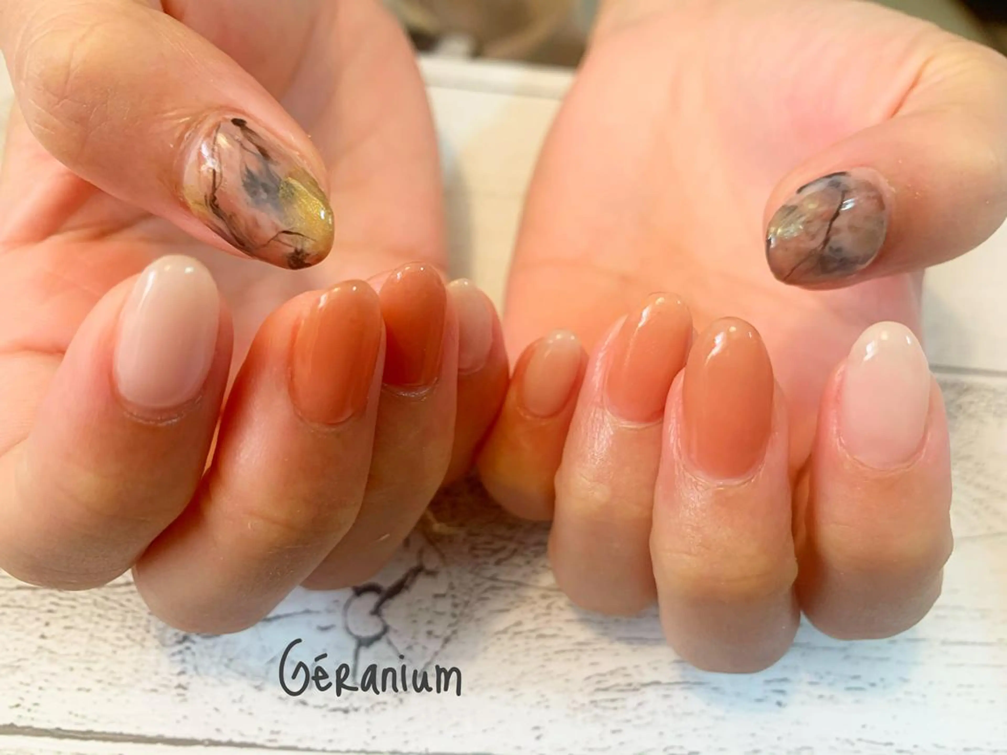 ネイル アートネイル ハンドネイル フットネイル GéRanium Harukaのネイルデザイン