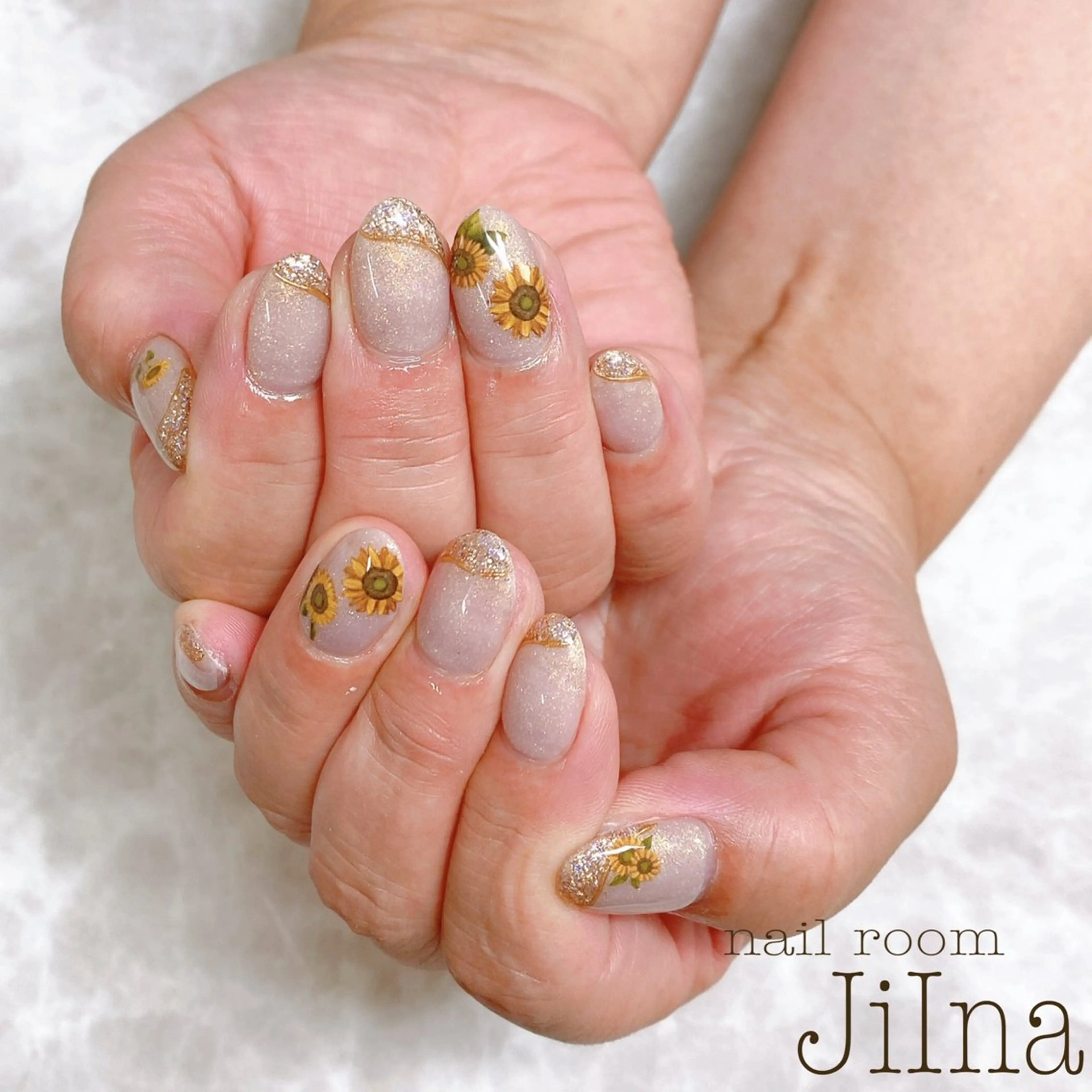 ネイル 持ち込み JiIna nailのネイルデザイン