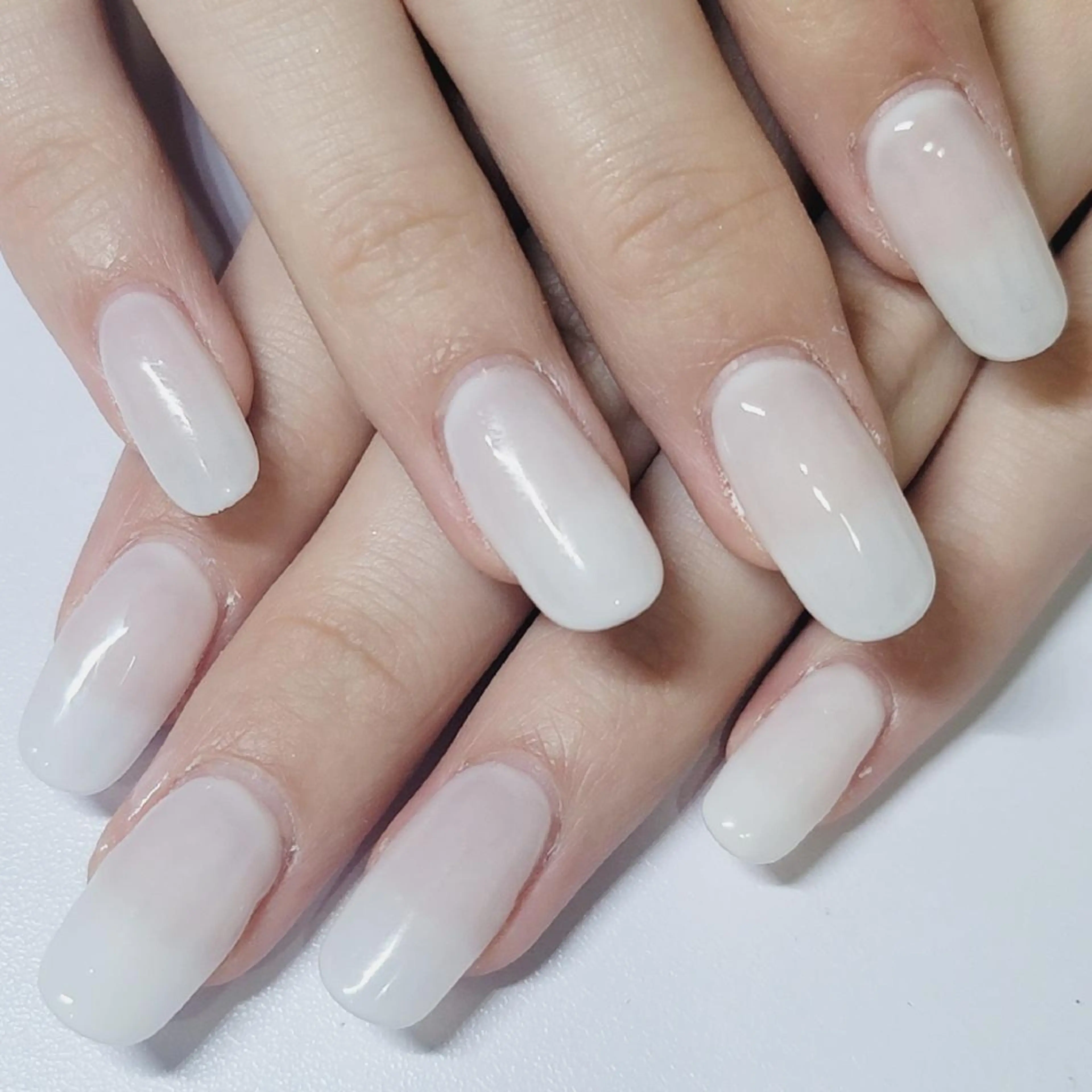 ネイル ワンカラーネイル ホワイト ハンドネイル よしだ ひろきのネイルデザイン