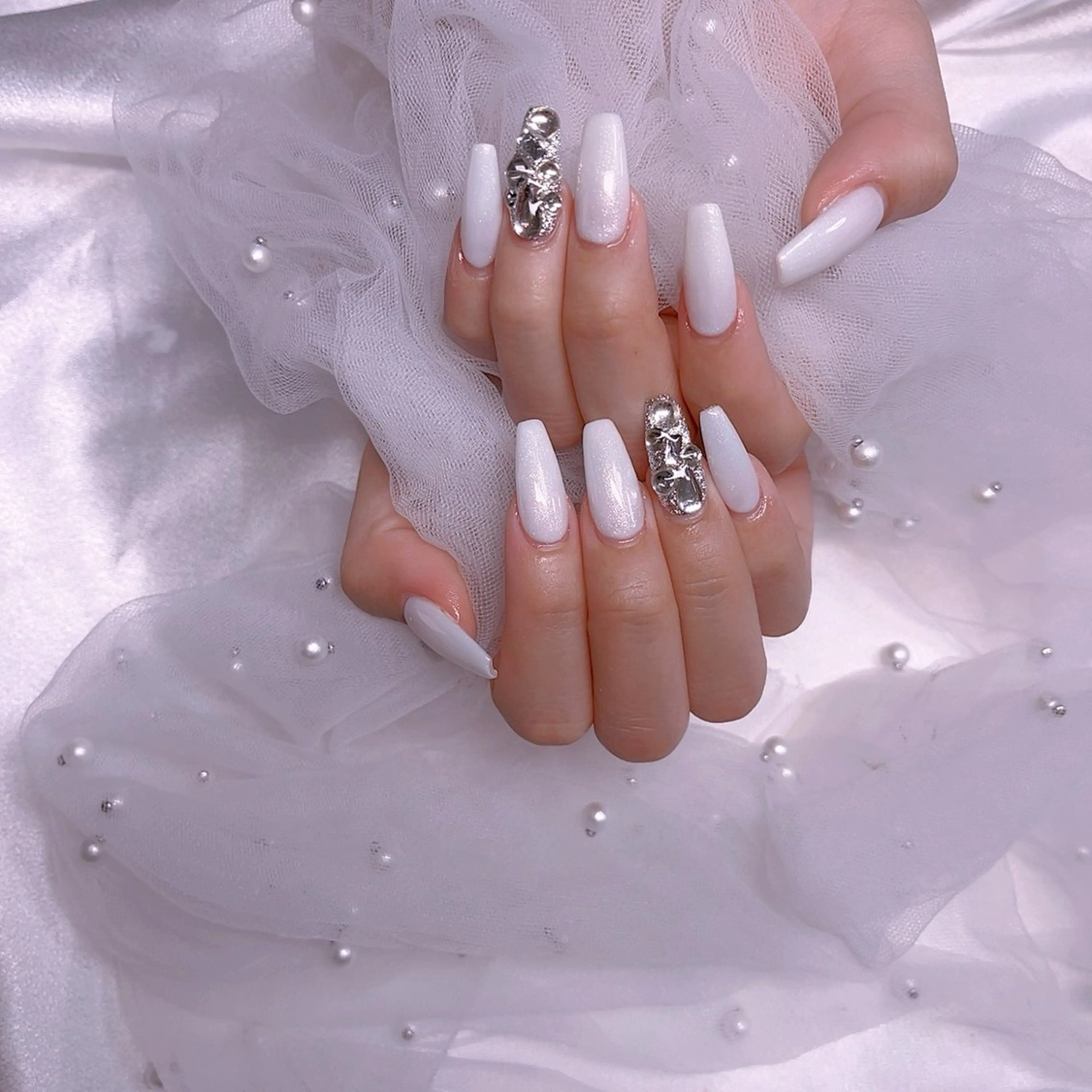 ネイル UMI ネイルサロン新宿🎀のネイルデザイン