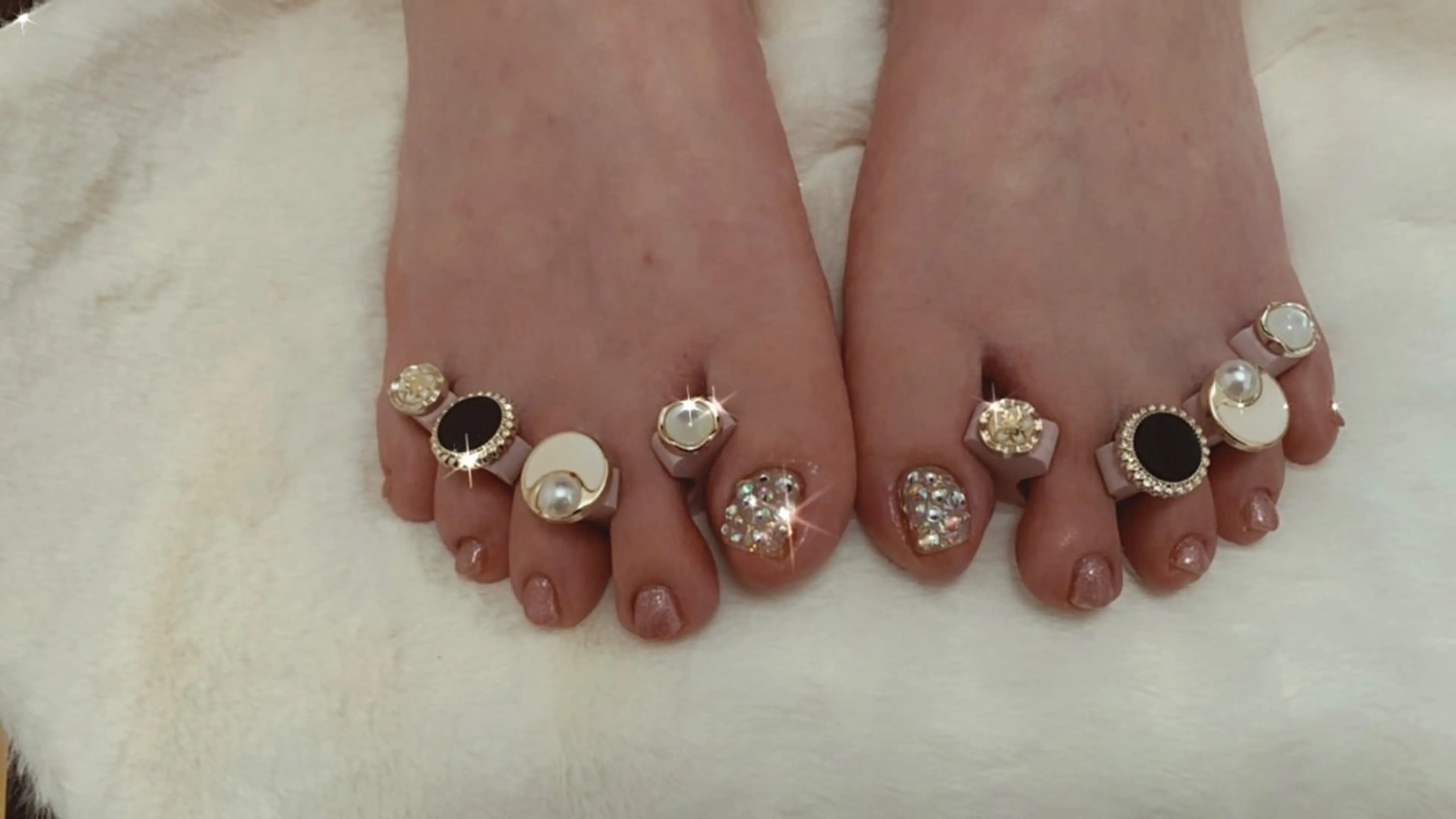 ネイル フットネイル キラキラネイル 北川 恭子のネイルデザイン