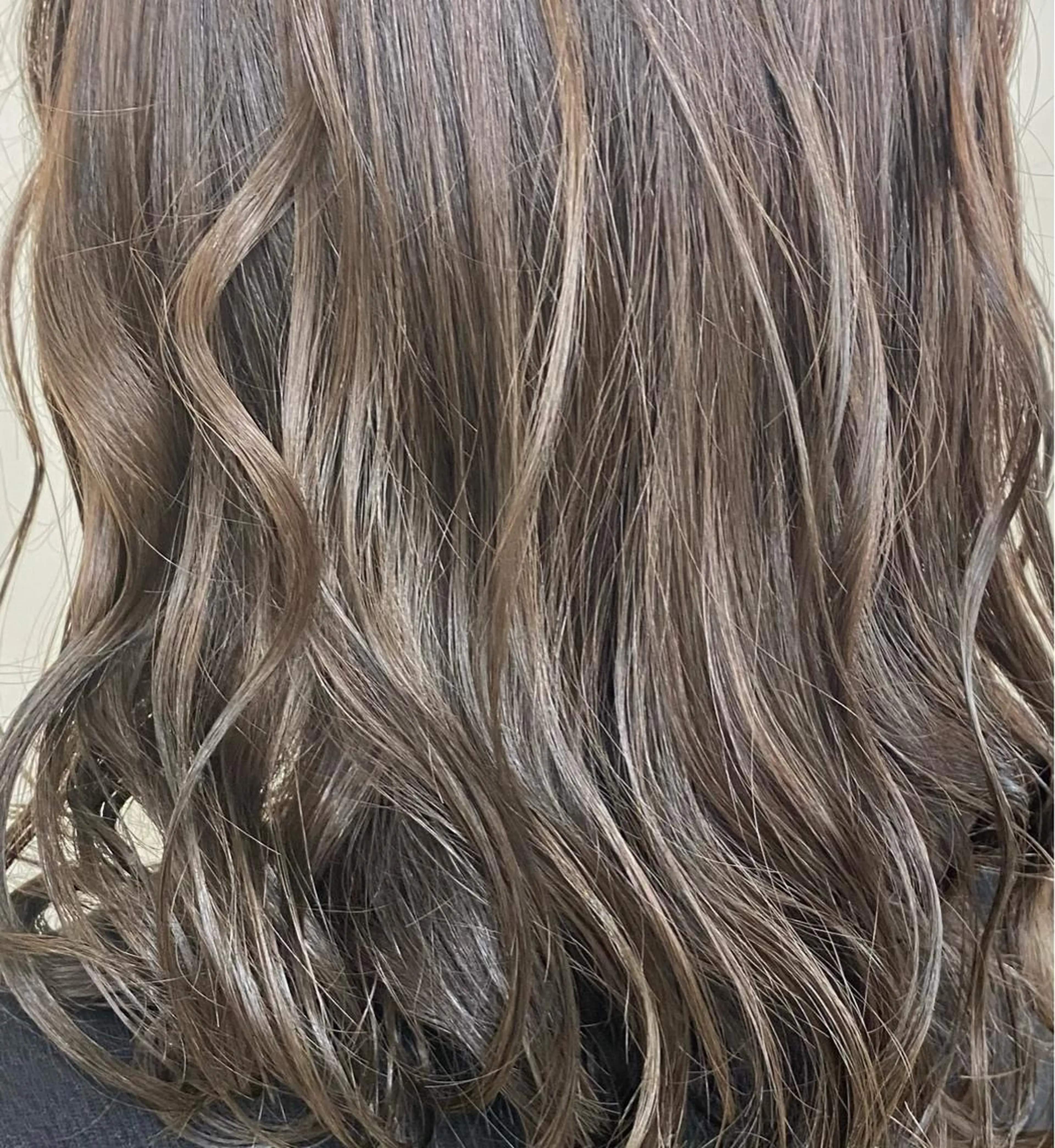 カラー SALOWIN栄所属・SALOWIN栄 高須大貴のヘアスタイル