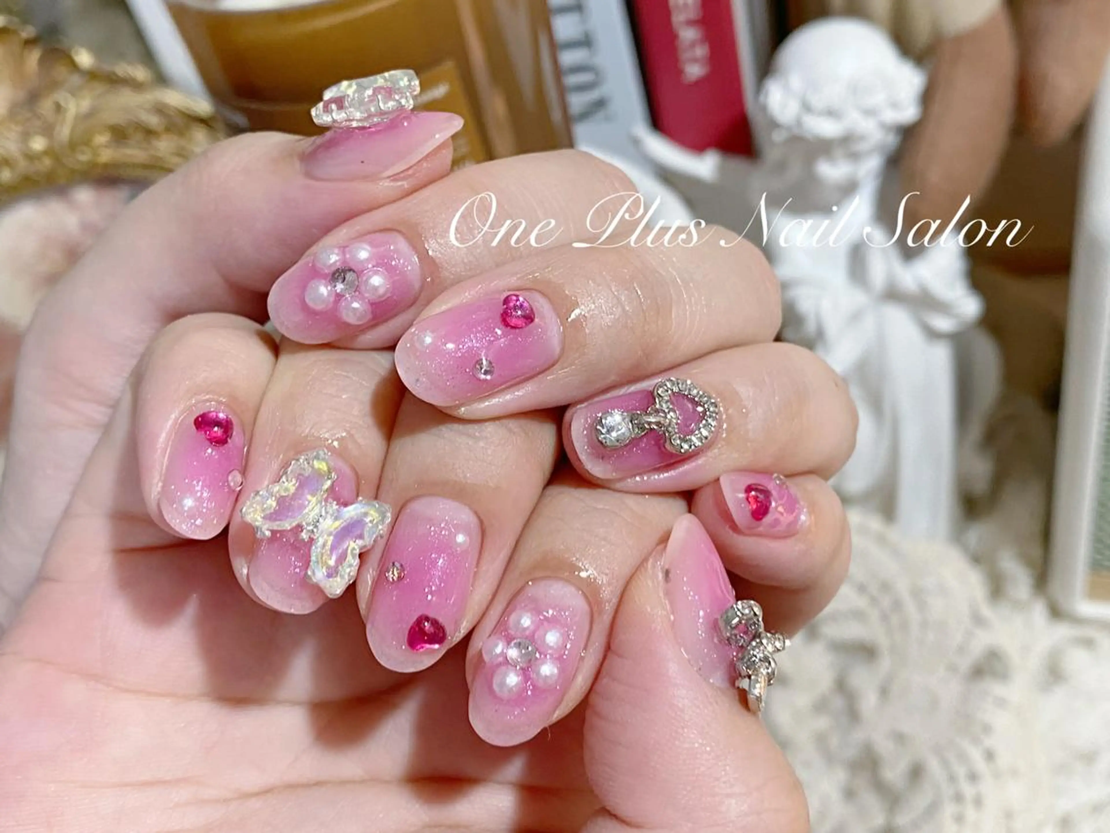 ネイル One Plus キキのネイルデザイン