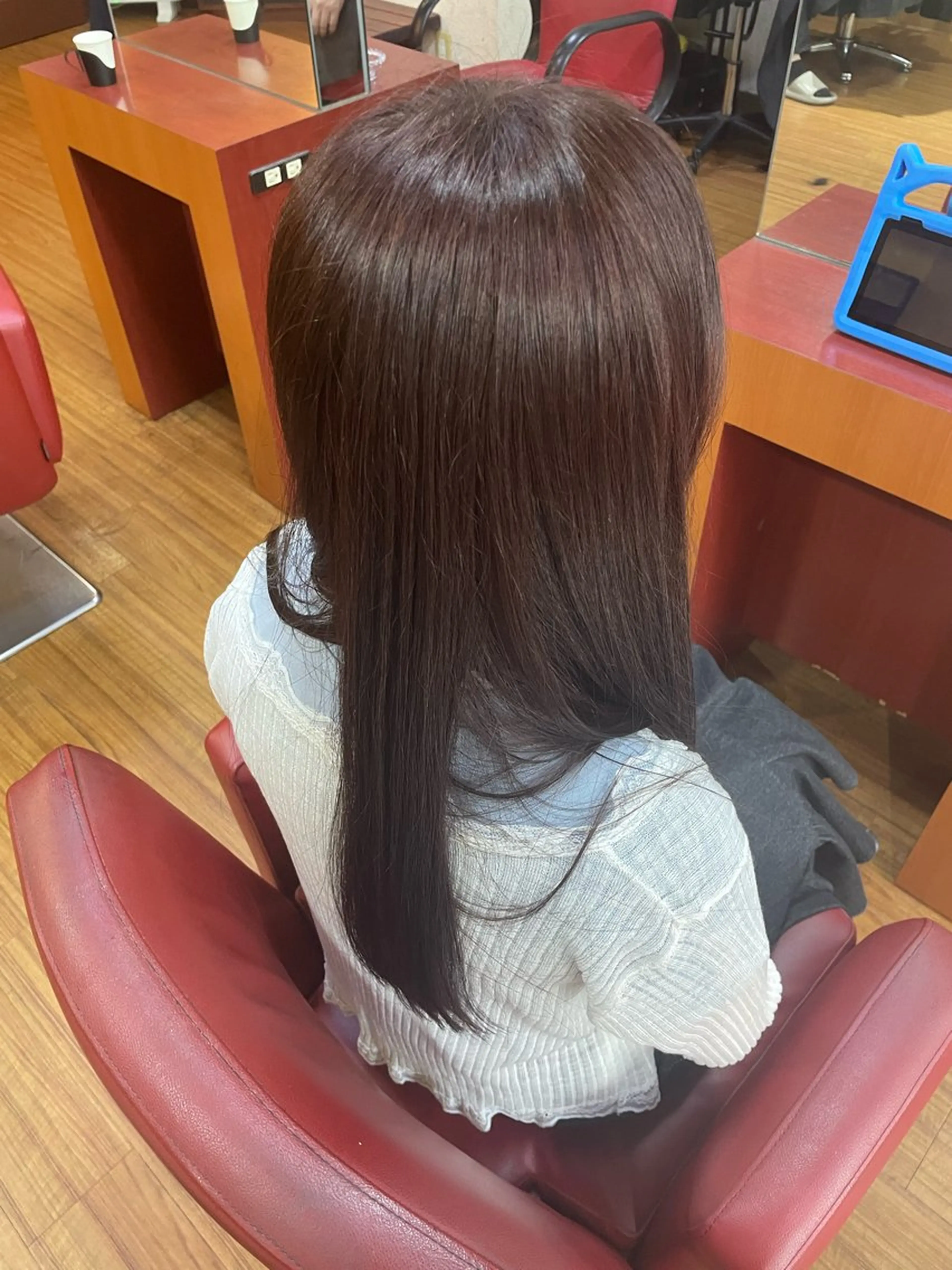 ロング チョコレートブラウン ヘアカラー トリートメント 奥野碧🌈艶髪 /ダメージレスカラーのヘアスタイル