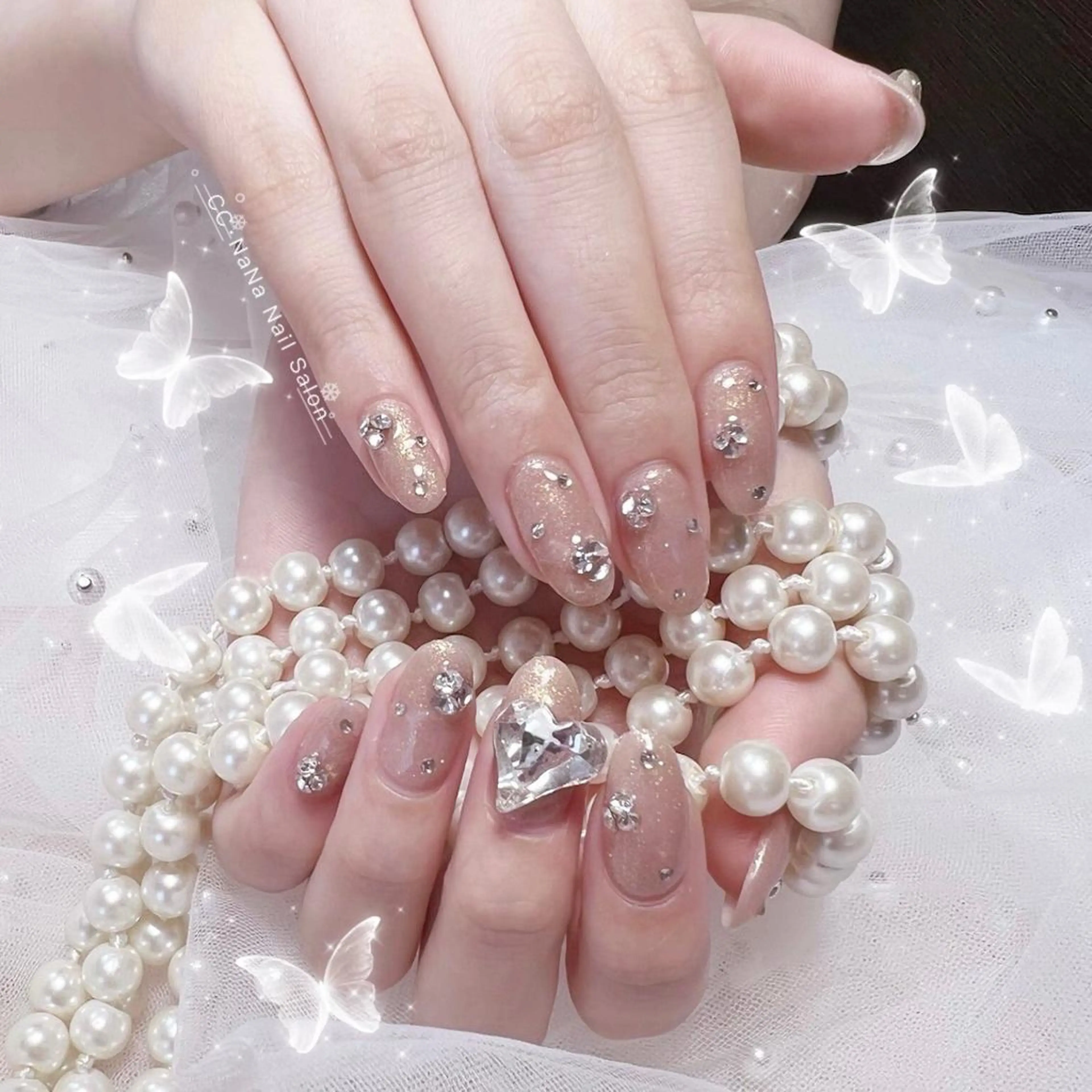 ネイル チークネイル フラッシュネイル ジェルネイル ハート キラキラネイル ハンドネイル 💎CC・NaNa 韓国風ネイル🌙Cのネイルデザイン