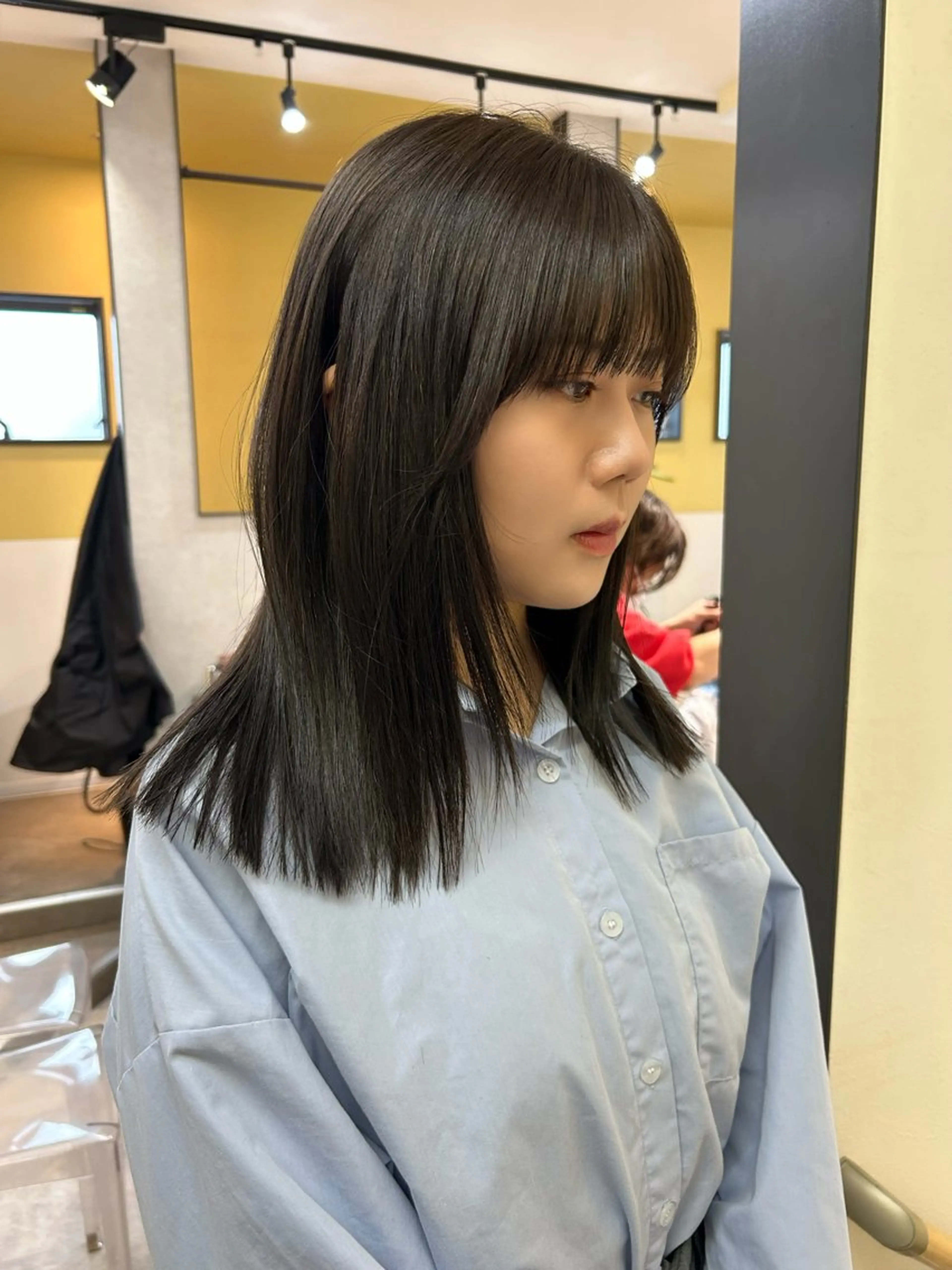 セミロング カラー 透明感カラー グレージュ カット ヘアカラー トリートメント hub hair レイヤー/透明感のヘアスタイル