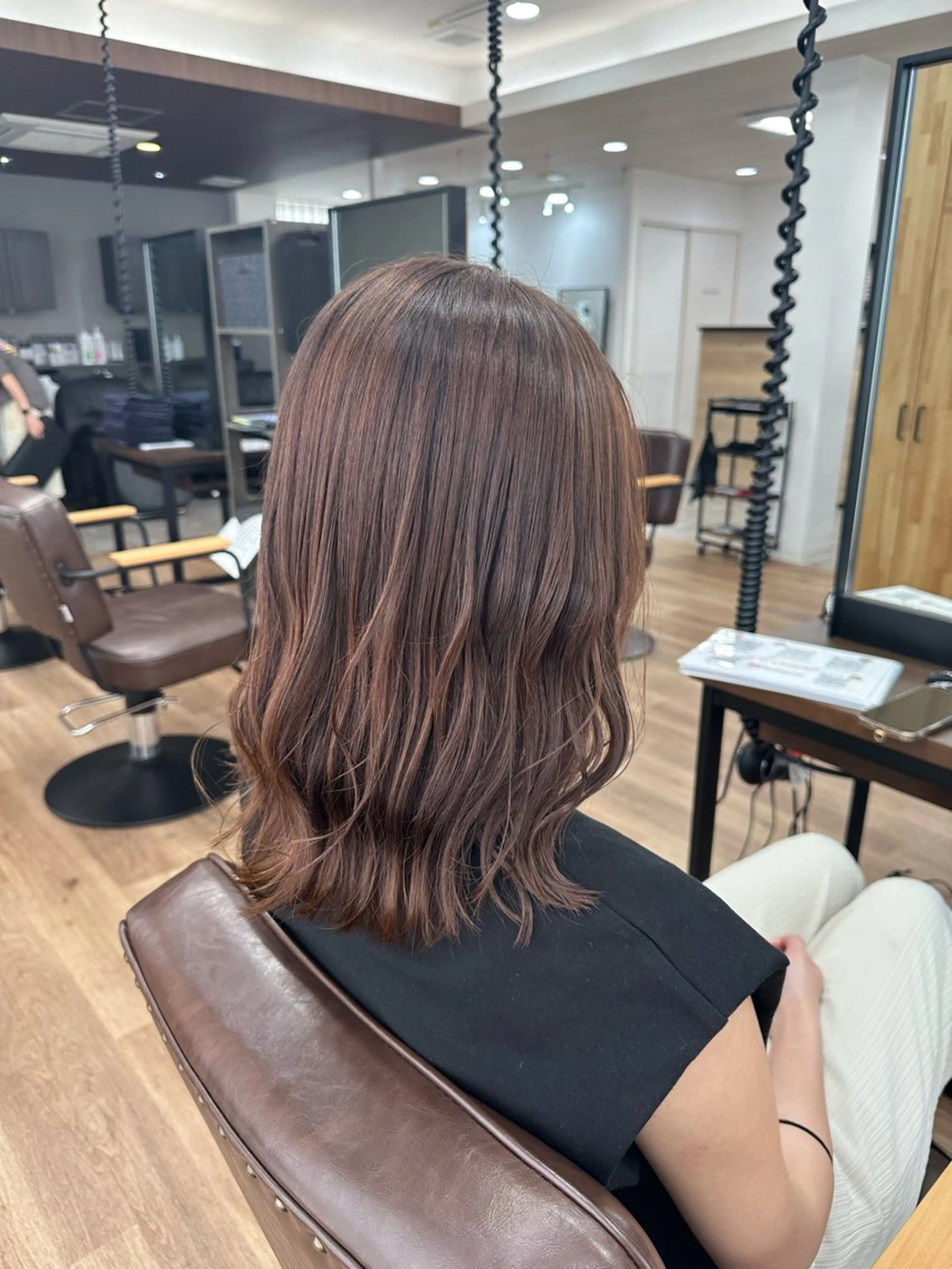 ミディアム カラー ヘアカラー トリートメント enne所属・enne こさかのヘアスタイル