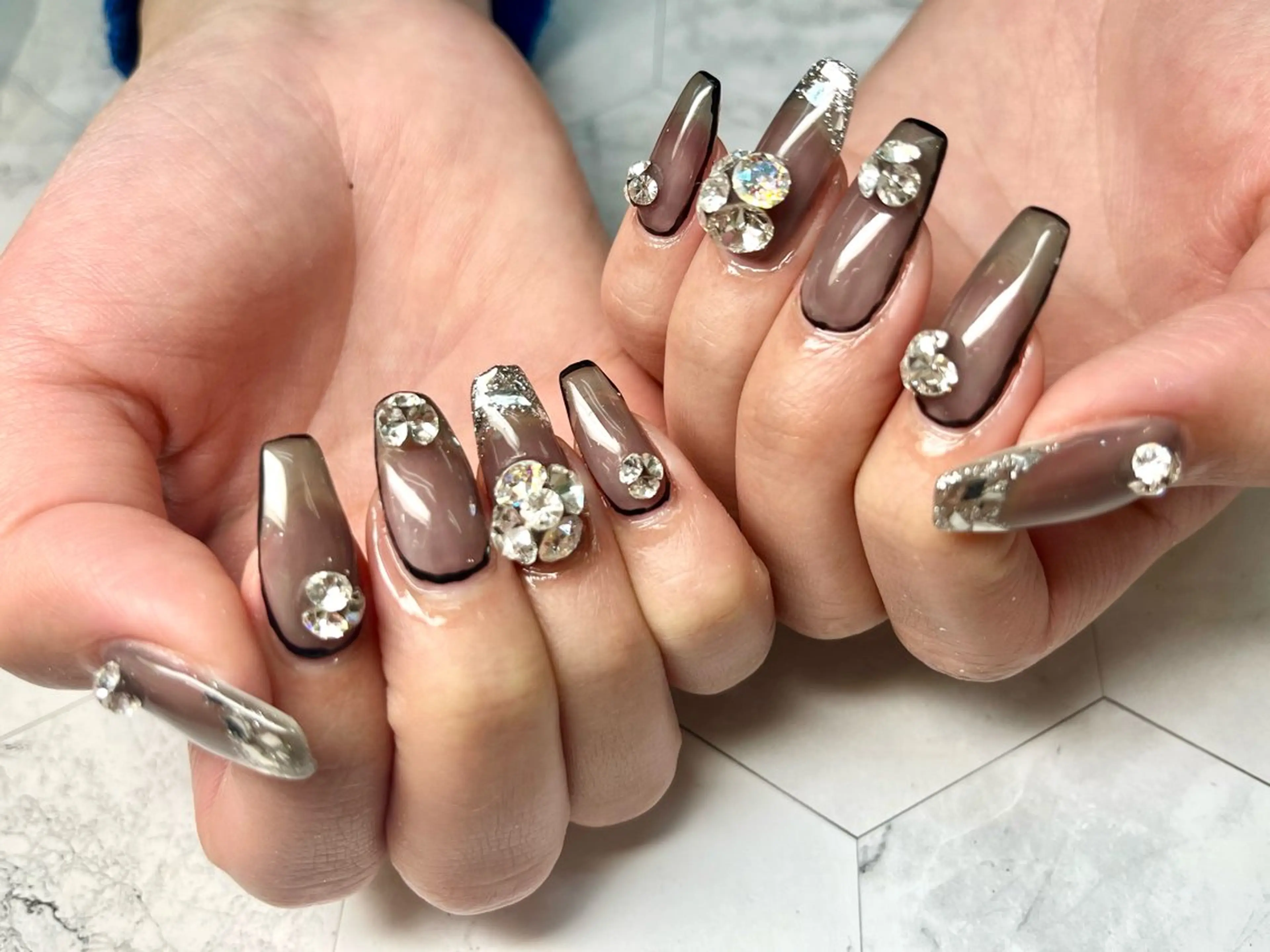 ネイル Queennail 北堀江megumiのネイルデザイン