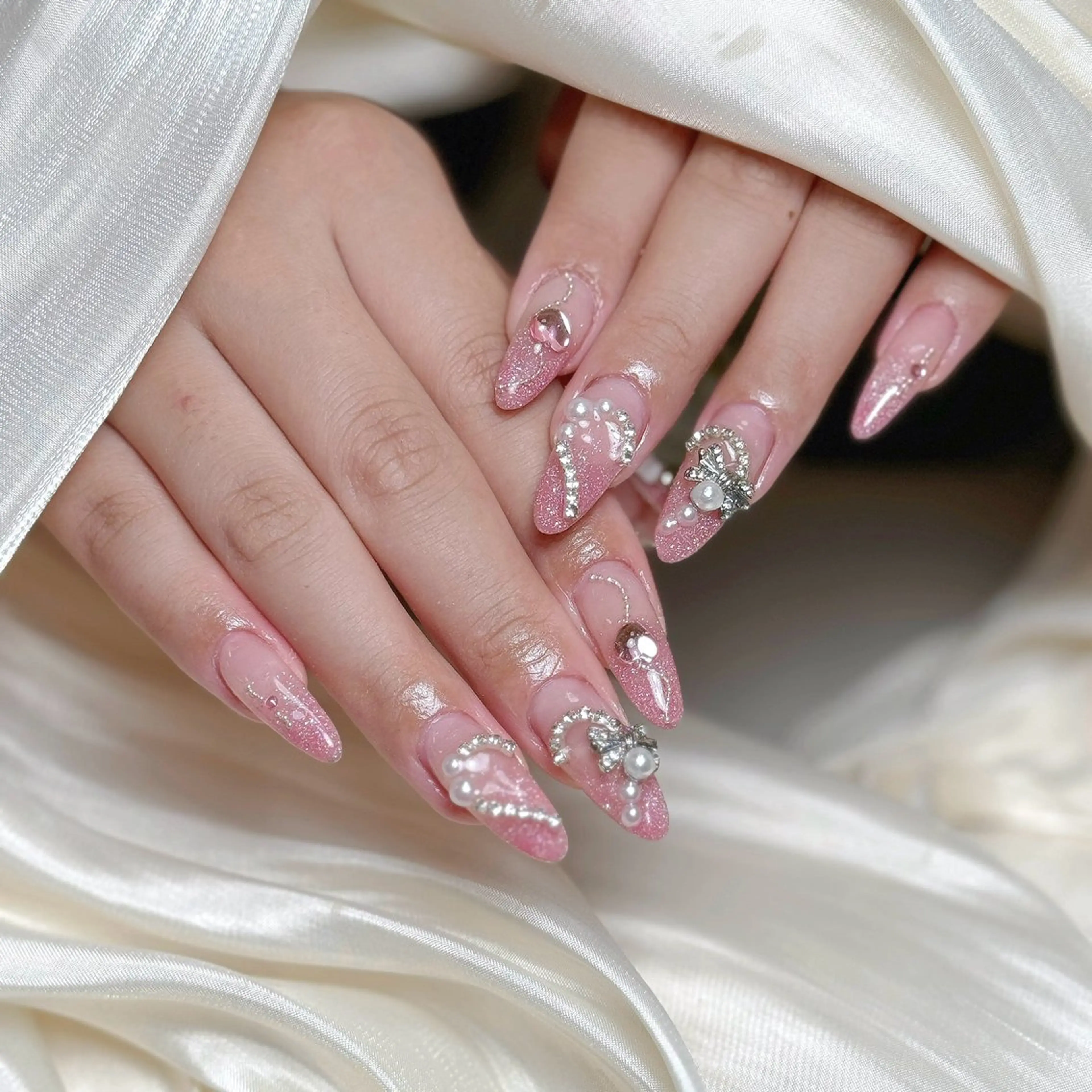 ネイル Maggie Nail🦩のネイルデザイン