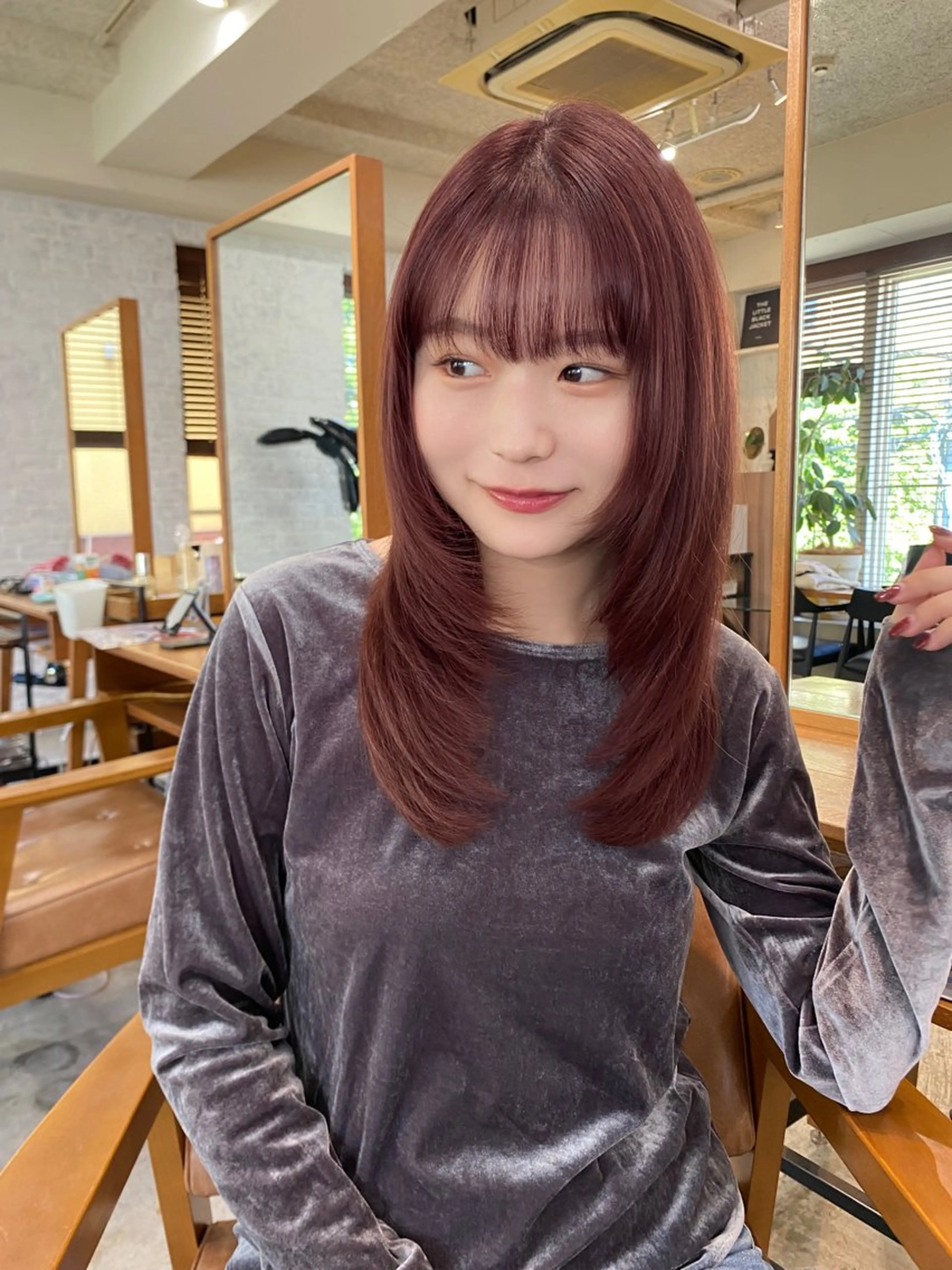 ミディアム カラー カット ヘアカラー トリートメント shiori/暖色/ レイヤー/似合わせのヘアスタイル