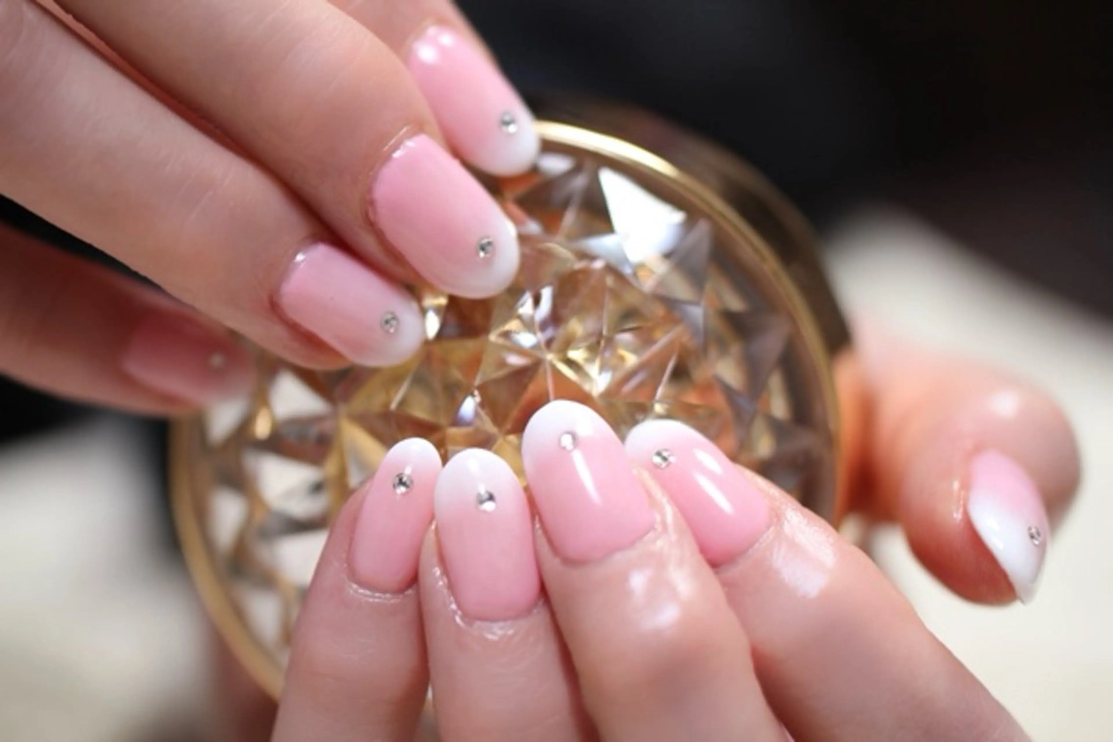 ネイル ジェルネイル ママリンド　志村坂上店所属・しみ えんのネイルデザイン