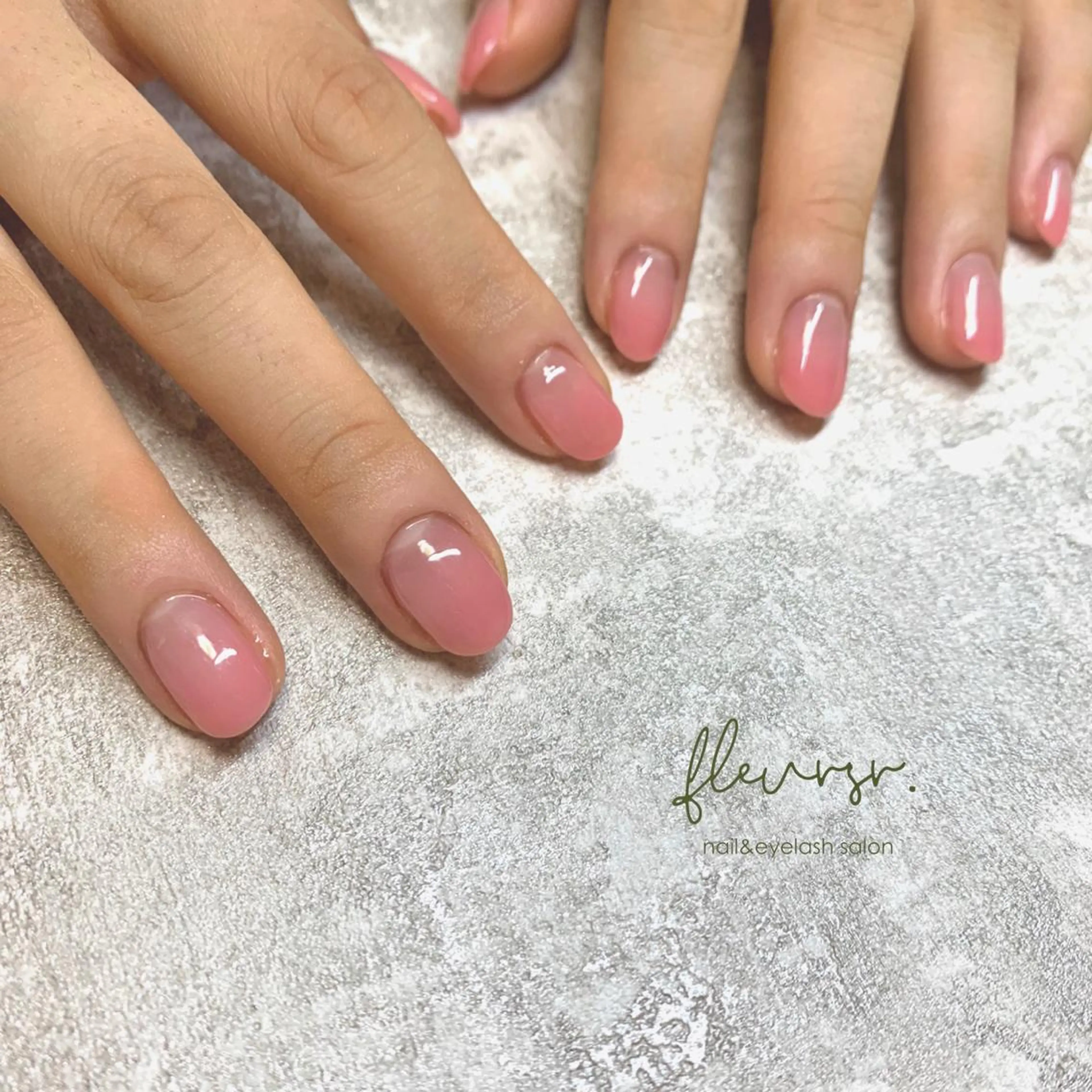 ネイル グラデーション ハンドネイル atore つかさのマツエク・マツパデザイン