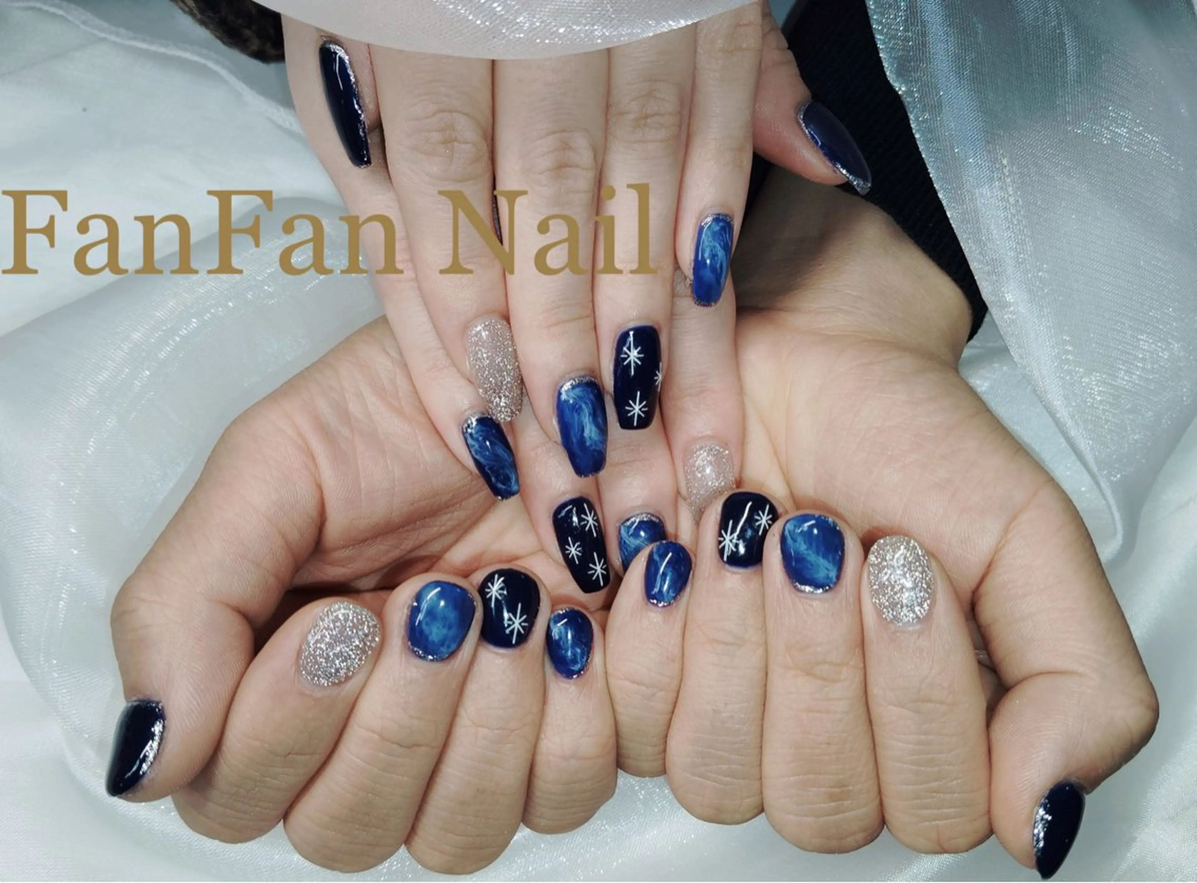 ネイル アートネイル オーロラネイル ガーリー キラキラネイル 韓国ネイル ハンドネイル KaKa FanFanNailのネイルデザイン