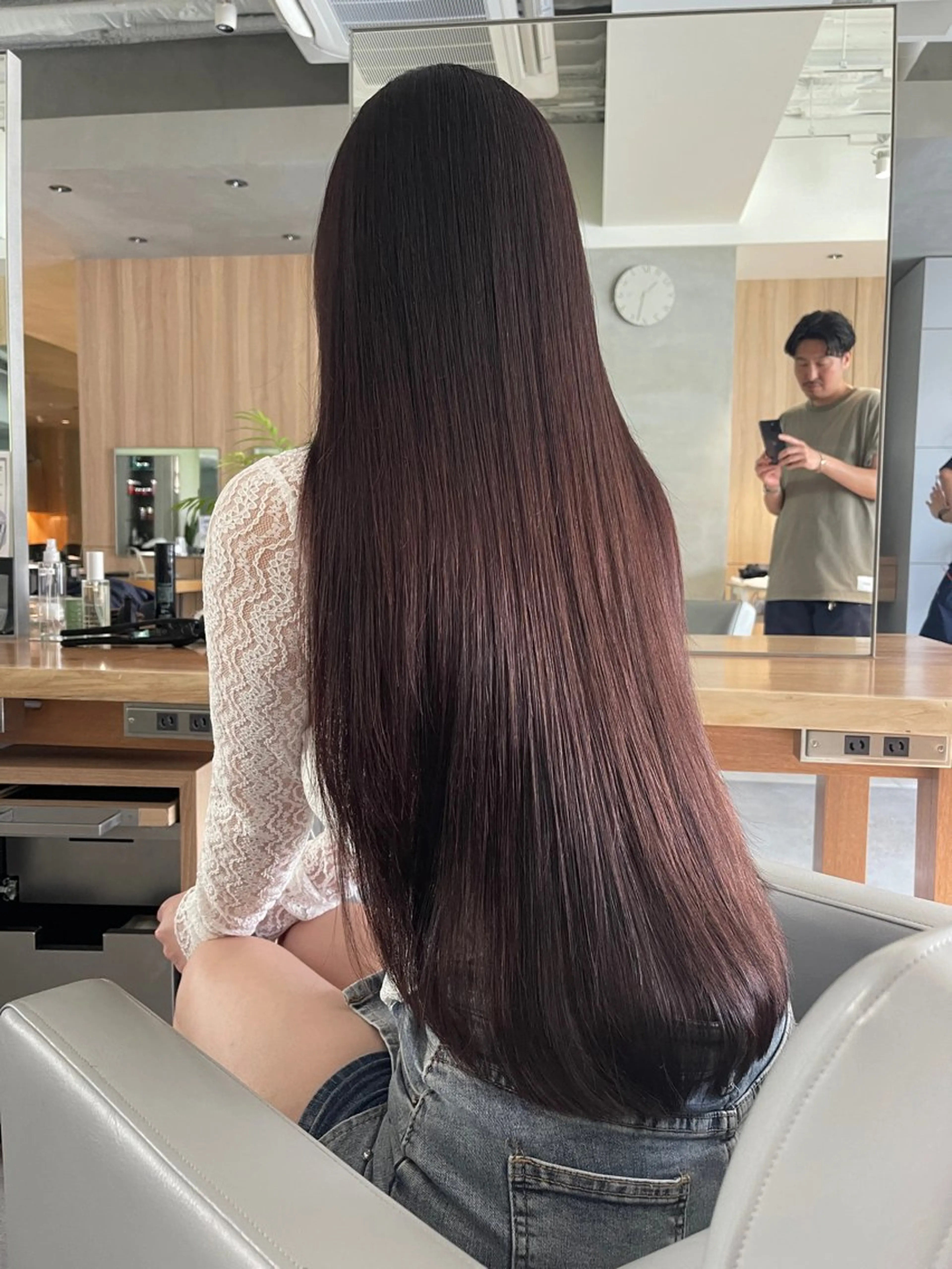 ロング MINX 髙田凜々子 艶髪/ハイトーンのヘアスタイル