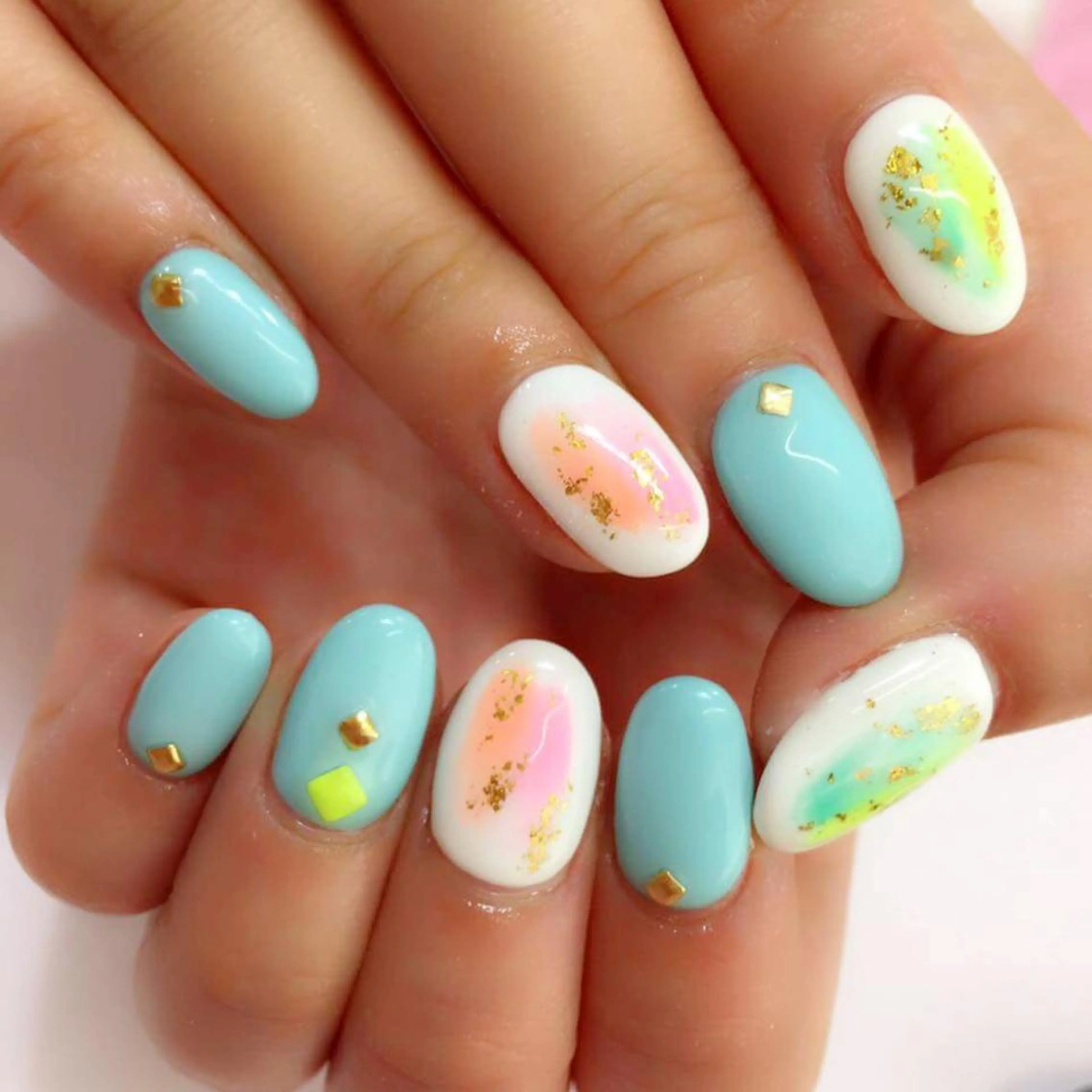 ミディアム カラー ヘアアレンジ メンズ キッズ ネイル マツエク・マツパ NAILSGOGO shibuyaのネイルデザイン