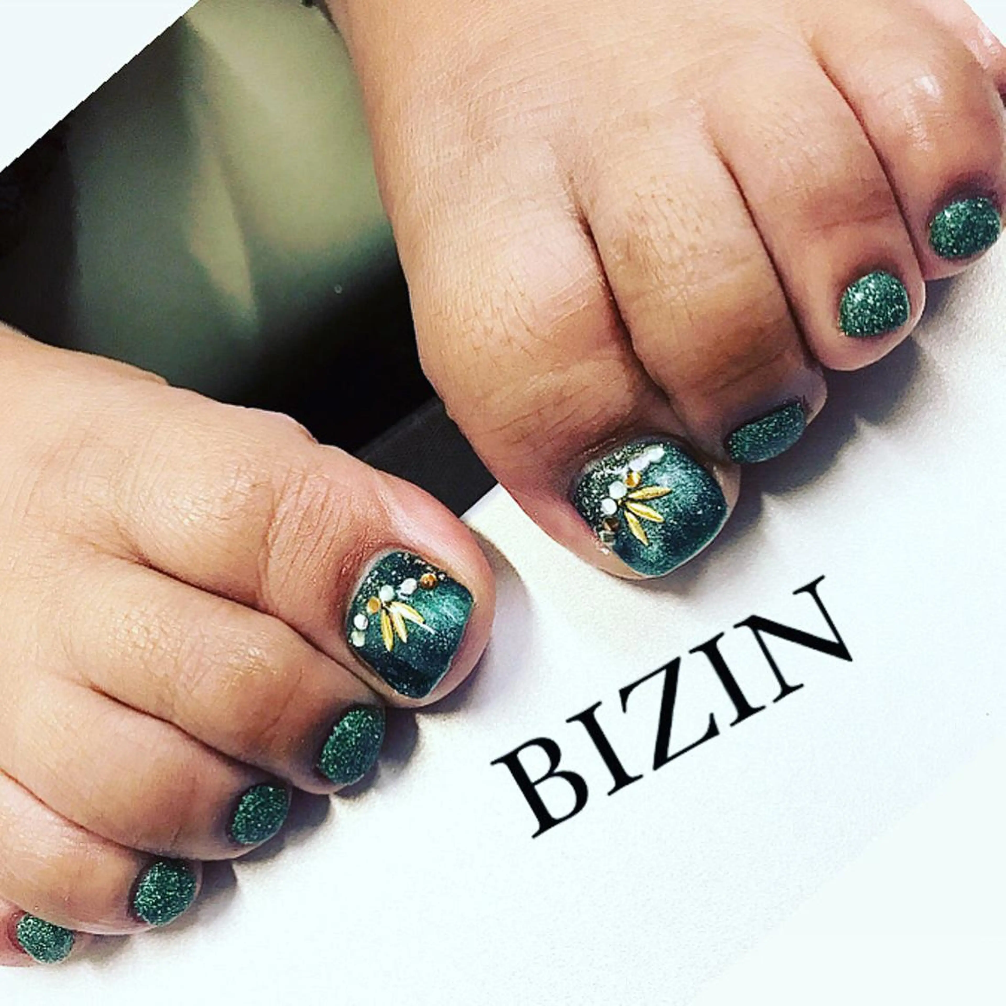 ネイル 美尽  BIZIN所属・久々 もえみのネイルデザイン