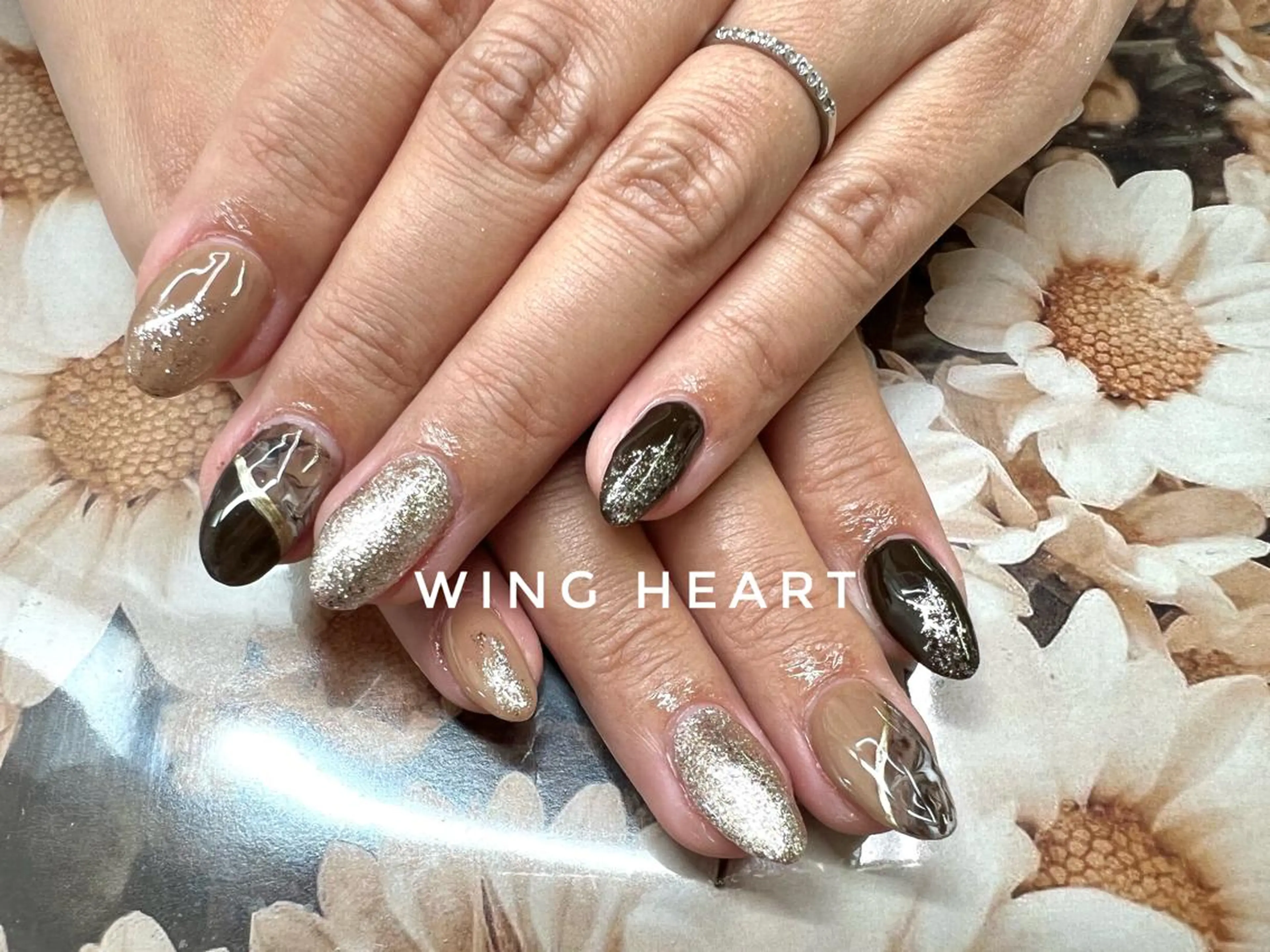 ネイル I. AYUMIのネイルデザイン