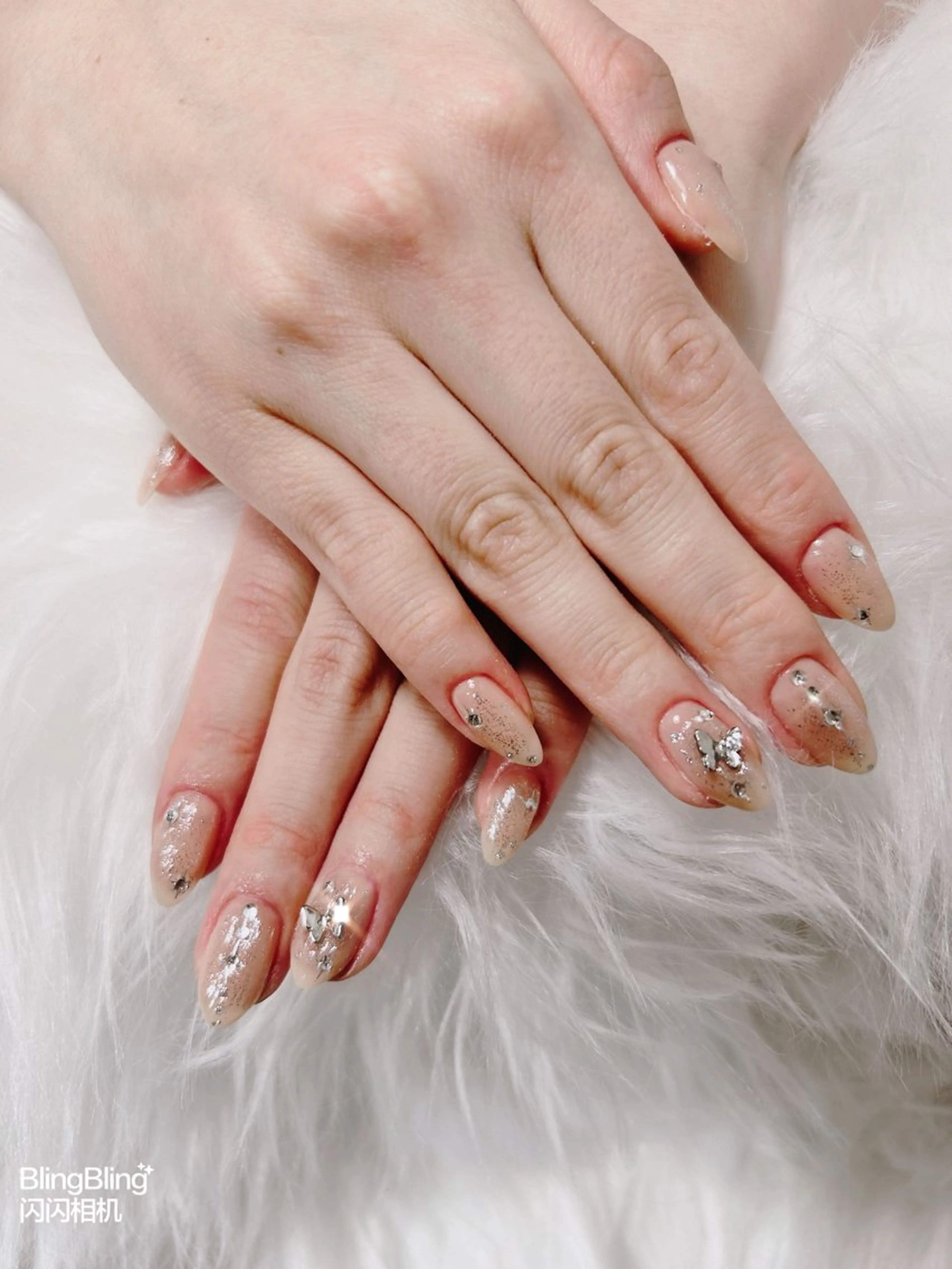 ネイル アートネイル 桜ネイル フレンチネイル ガラスフレンチ グラデーション ハンドネイル ハンドケア 🌈 Laule'aのネイルデザイン